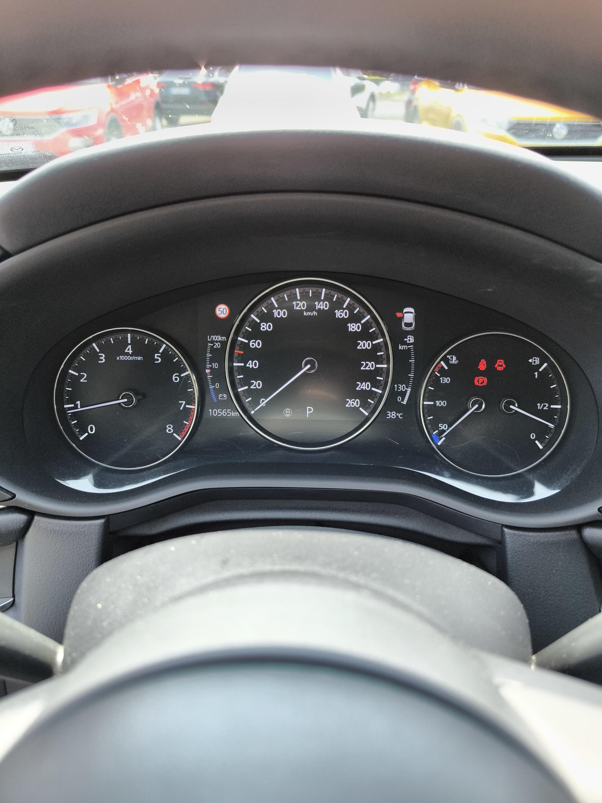 MAZDA CX-30 2.0L SKYACTIV-G M Hybrid 122 ch 4x2 BVA6 Style - Véhicule Occasion - Océane Auto MAZDA CX-30 2.0L SKYACTIV-G M Hybrid 122 ch 4x2 BVA6 Style - Véhicule Occasion Océane Auto