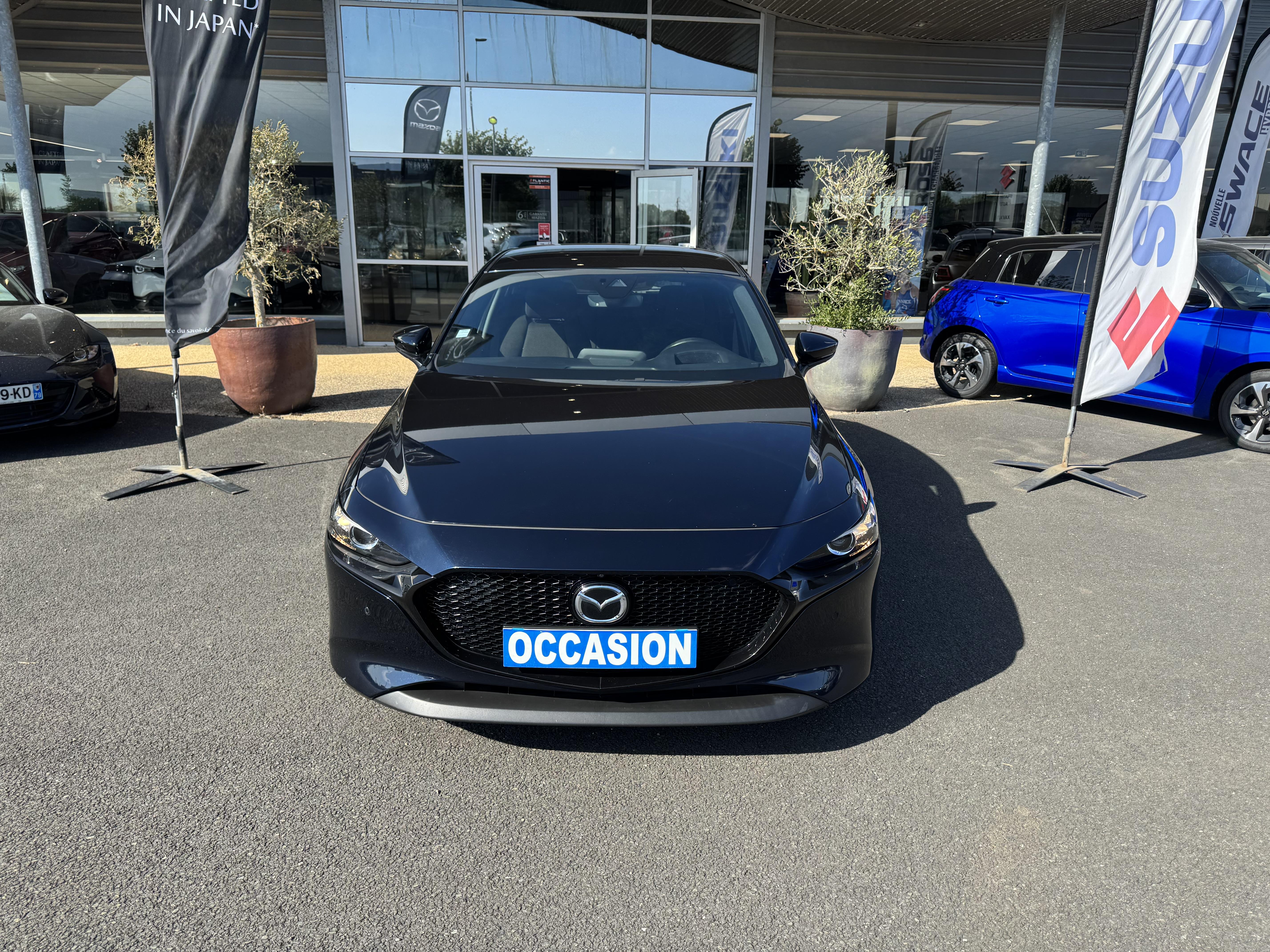 MAZDA Mazda3 5 portes 2.0L SKYACTIV-G M Hybrid 122 ch BVM6 Style - Véhicule Occasion - Océane Auto MAZDA Mazda3 5 portes 2.0L SKYACTIV-G M Hybrid 122 ch BVM6 Style - Véhicule Occasion Océane Auto