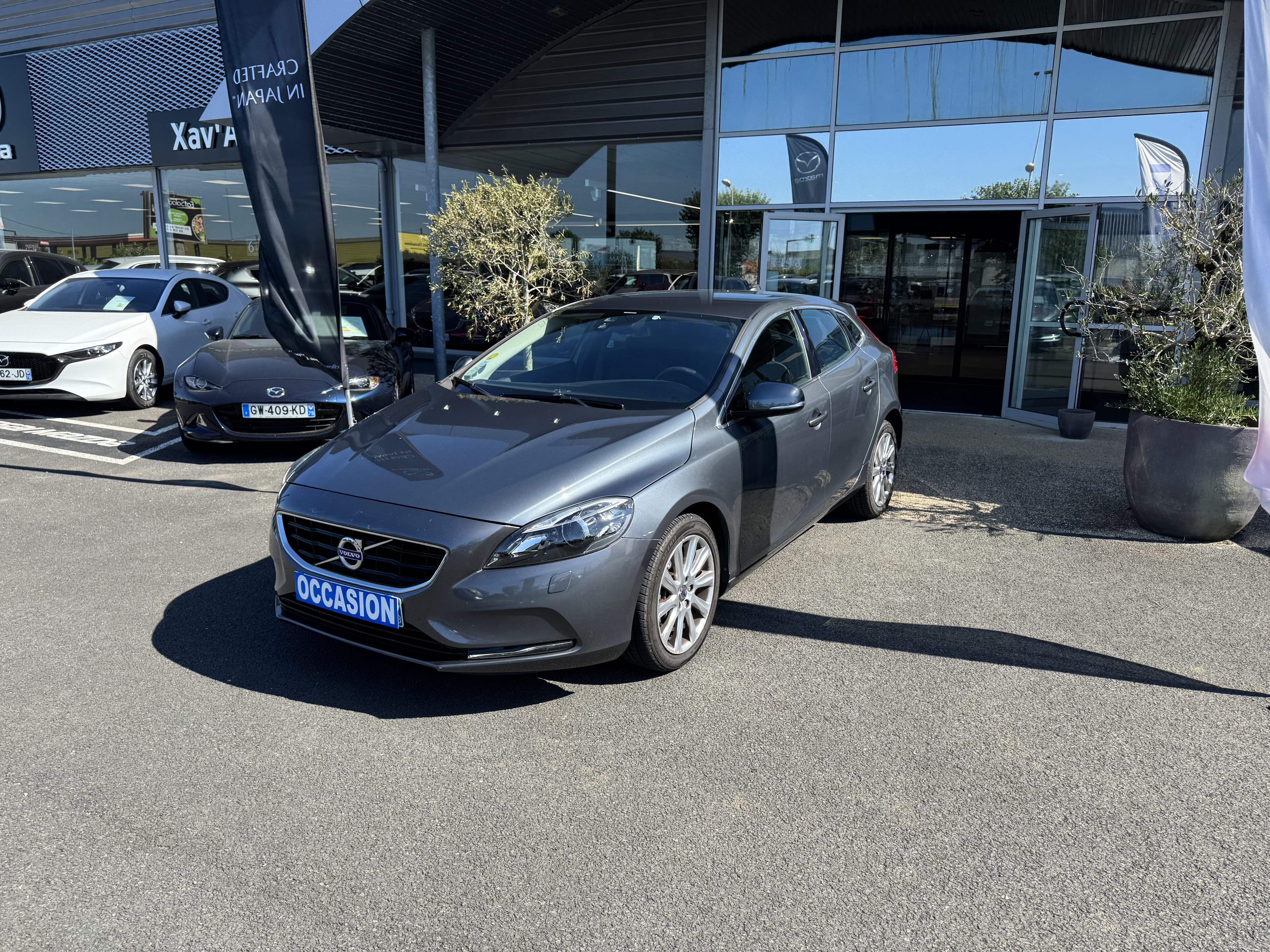 VOLVO V40 D3 150 Summum Geartronic A - Véhicule Occasion - Océane Auto VOLVO V40 D3 150 Summum Geartronic A - Véhicule Occasion Océane Auto