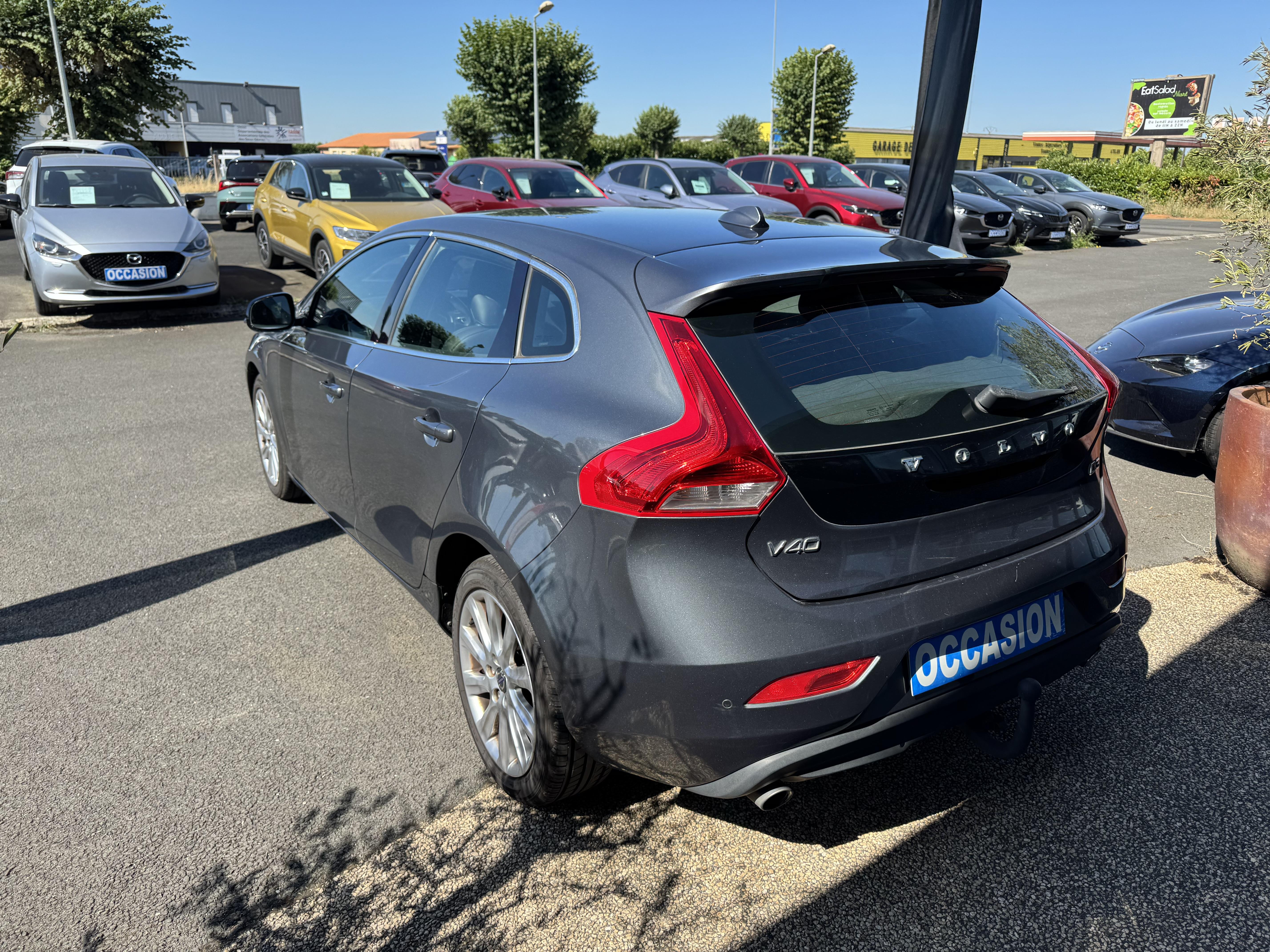 VOLVO V40 D3 150 Summum Geartronic A - Véhicule Occasion - Océane Auto VOLVO V40 D3 150 Summum Geartronic A - Véhicule Occasion Océane Auto