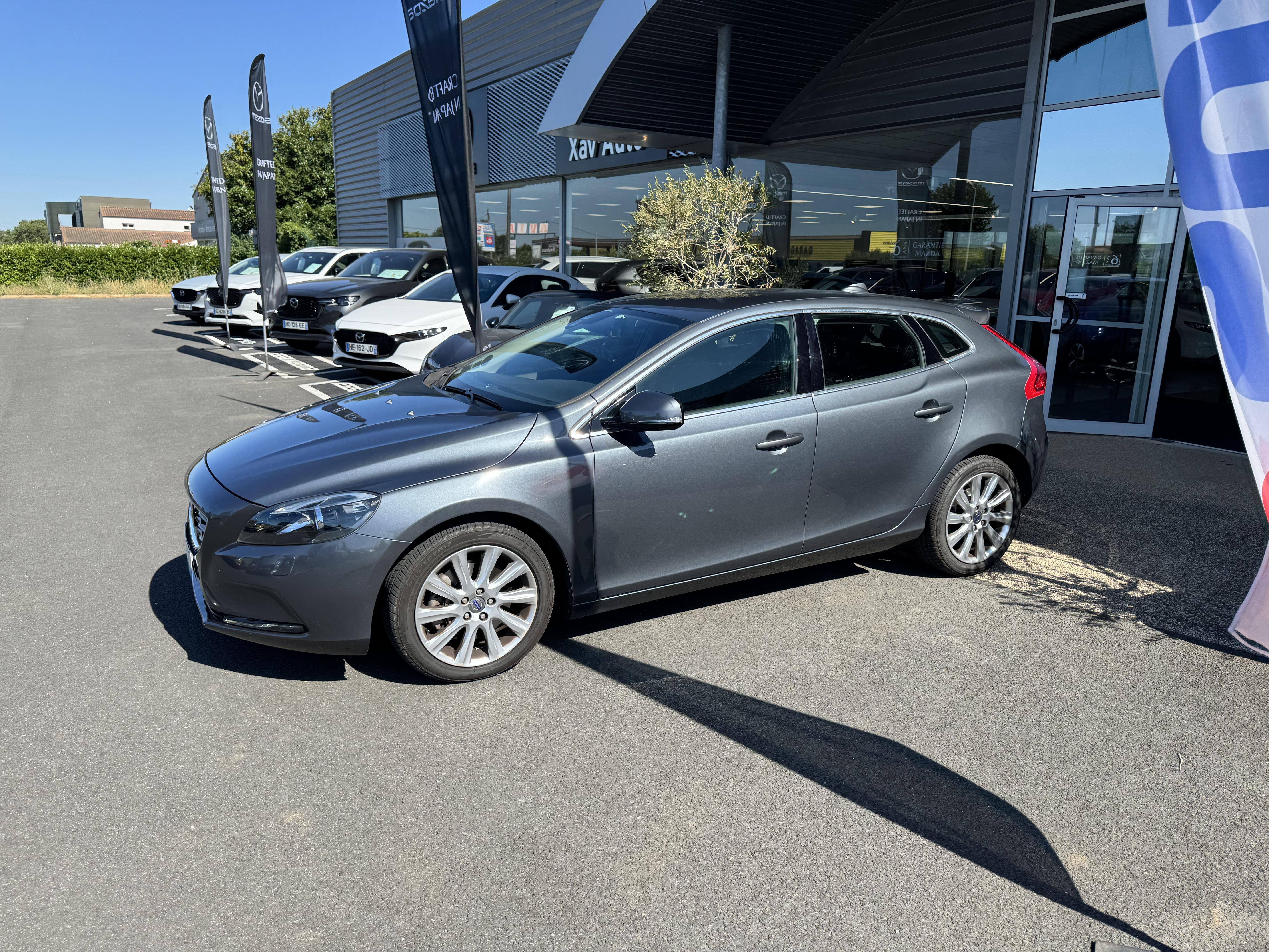 VOLVO V40 D3 150 Summum Geartronic A - Véhicule Occasion - Océane Auto VOLVO V40 D3 150 Summum Geartronic A - Véhicule Occasion Océane Auto