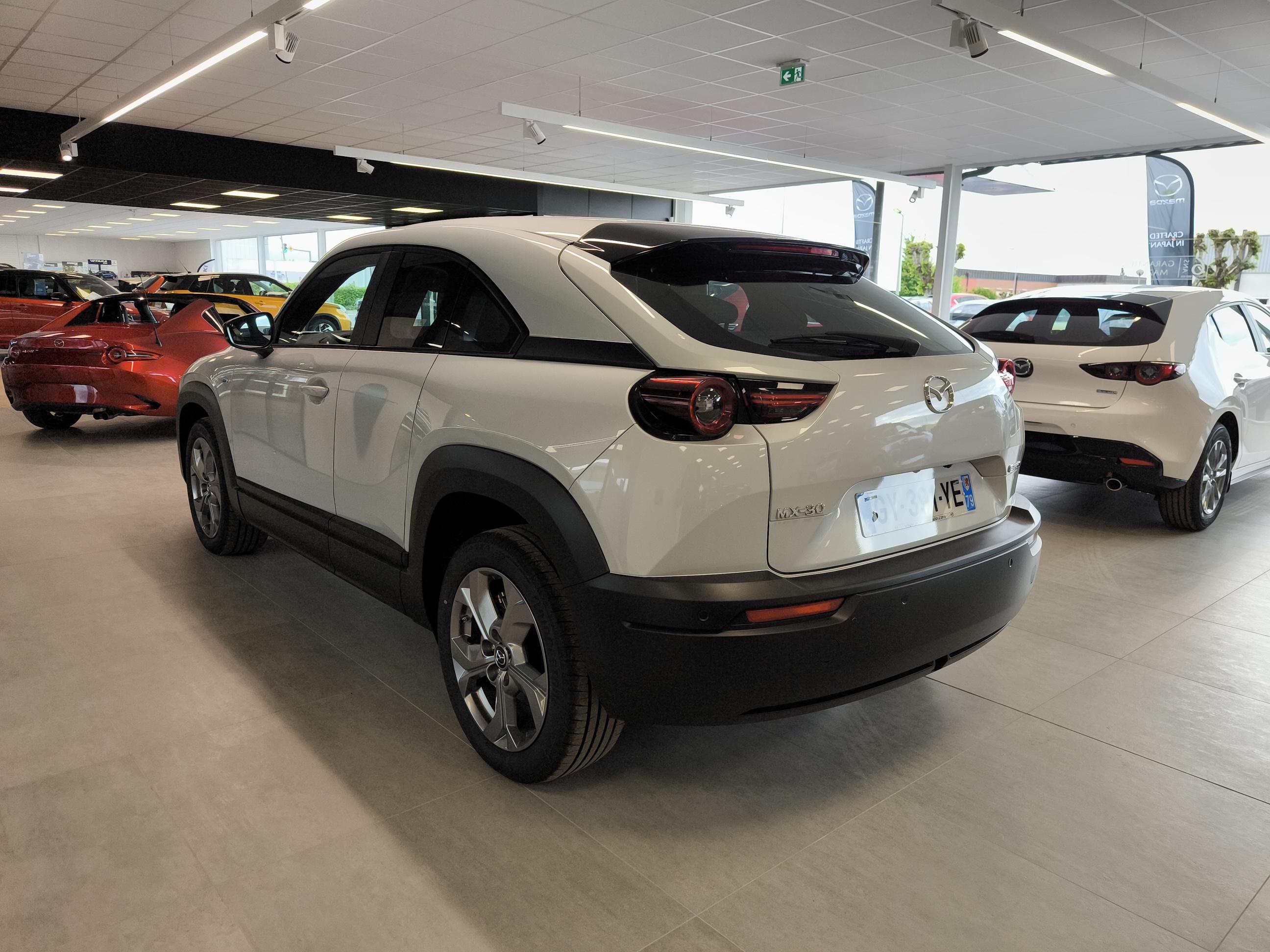 MAZDA MX-30 e-Skyactiv 145 ch Prime-Line - Véhicule Occasion - Océane Auto MAZDA MX-30 e-Skyactiv 145 ch Prime-Line - Véhicule Occasion Océane Auto