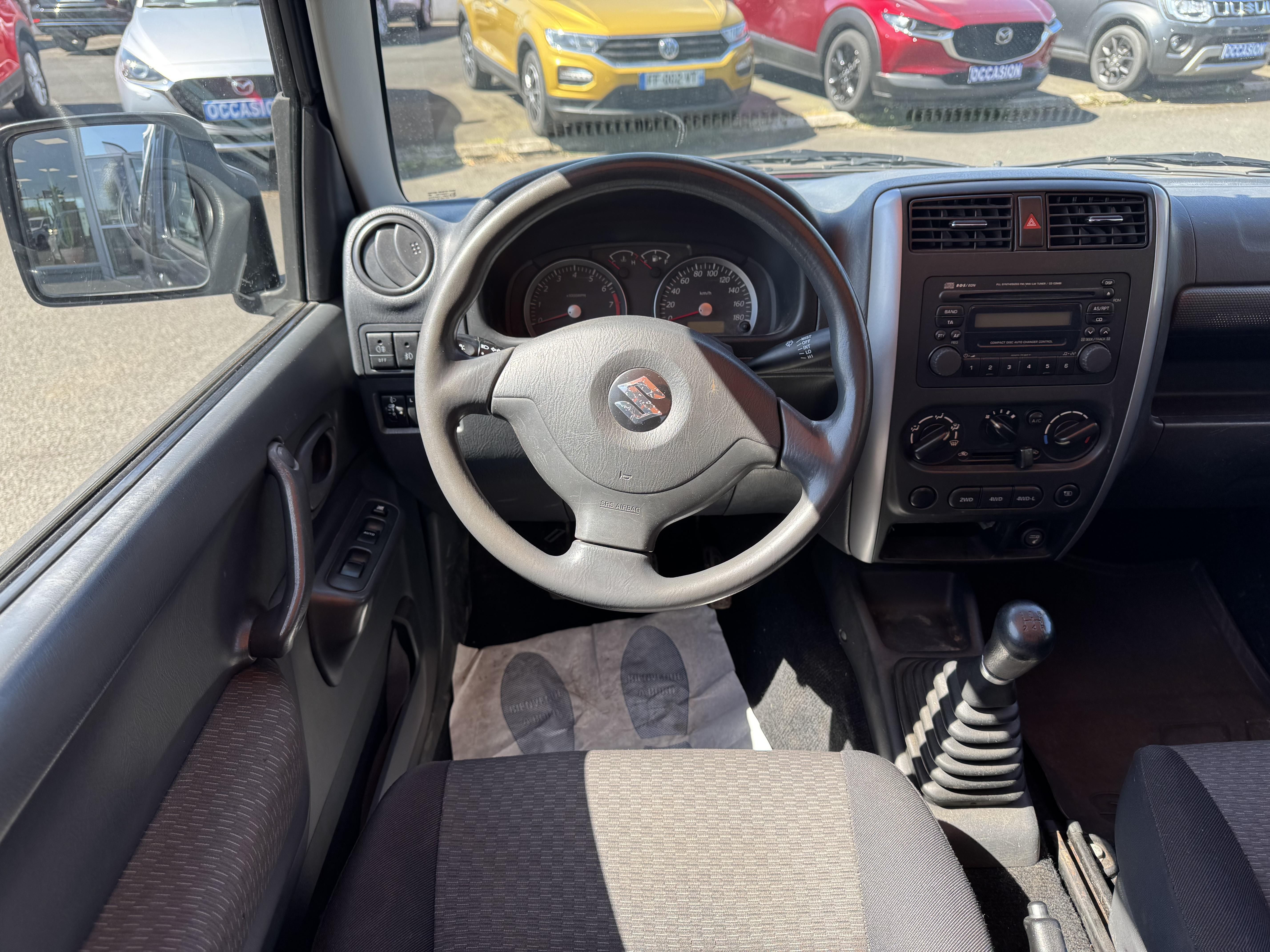 SUZUKI Jimny Cab 1.3 VVT JLX - Véhicule Occasion - Océane Auto SUZUKI Jimny Cab 1.3 VVT JLX - Véhicule Occasion Océane Auto