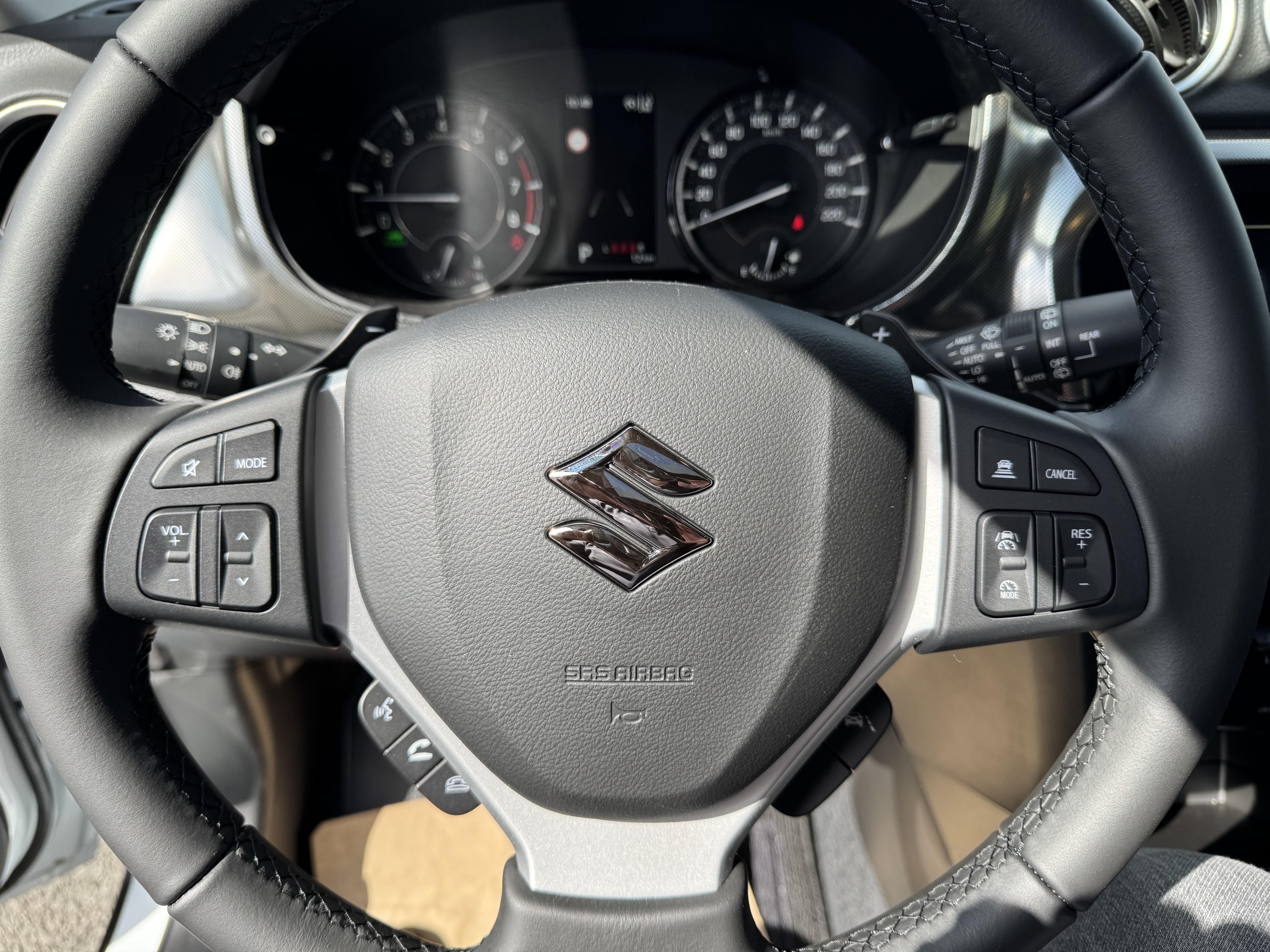 SUZUKI Vitara 1.5 Dualjet Hybrid Auto Style - Véhicule Occasion - Océane Auto SUZUKI Vitara 1.5 Dualjet Hybrid Auto Style - Véhicule Occasion Océane Auto