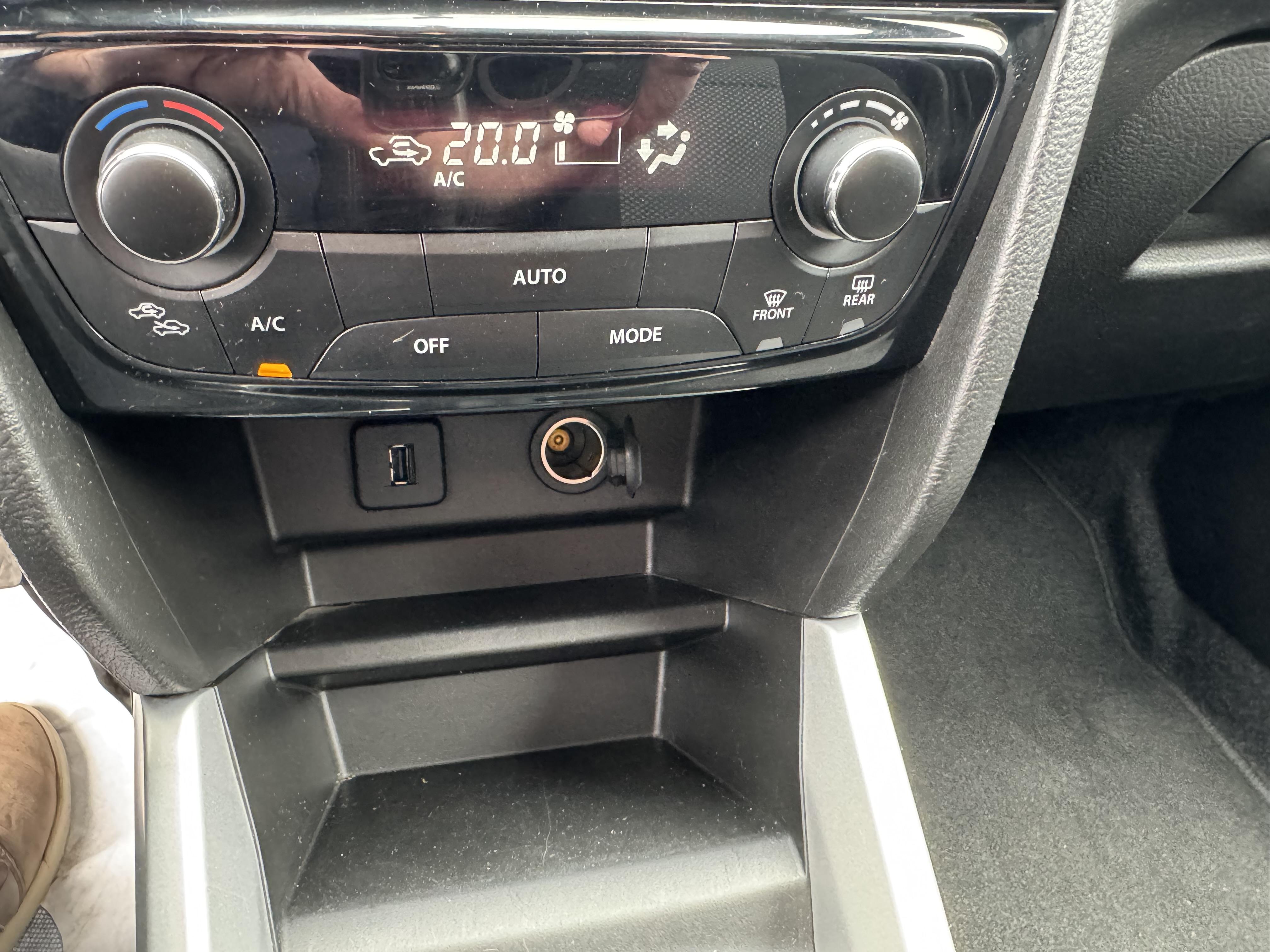 SUZUKI Vitara 1.6 VVT Privilège - Véhicule Occasion - Océane Auto SUZUKI Vitara 1.6 VVT Privilège - Véhicule Occasion Océane Auto