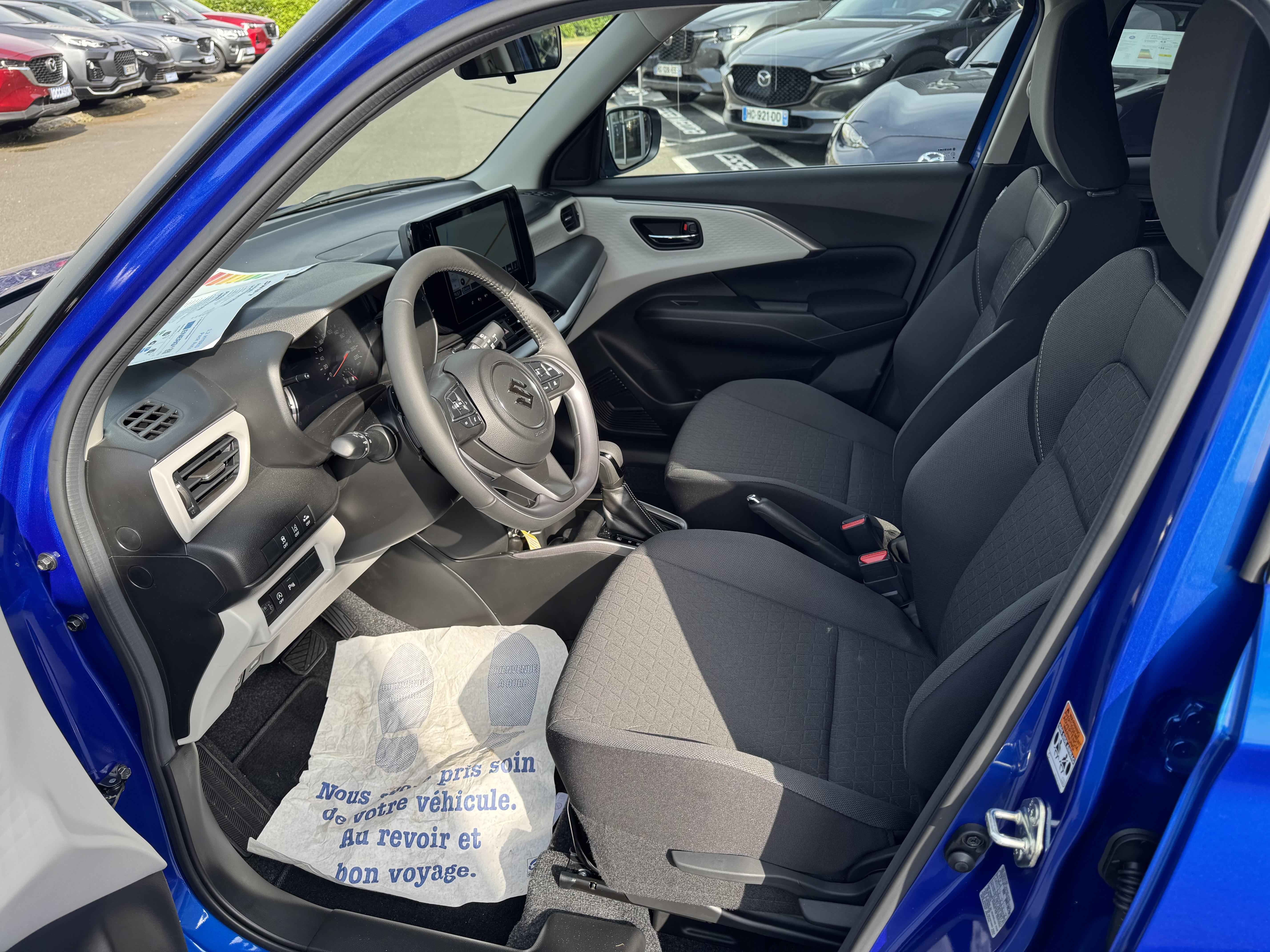 SUZUKI Swift 1.2 Dualjet Hybrid Auto Pack - Véhicule Occasion - Océane Auto SUZUKI Swift 1.2 Dualjet Hybrid Auto Pack - Véhicule Occasion Océane Auto