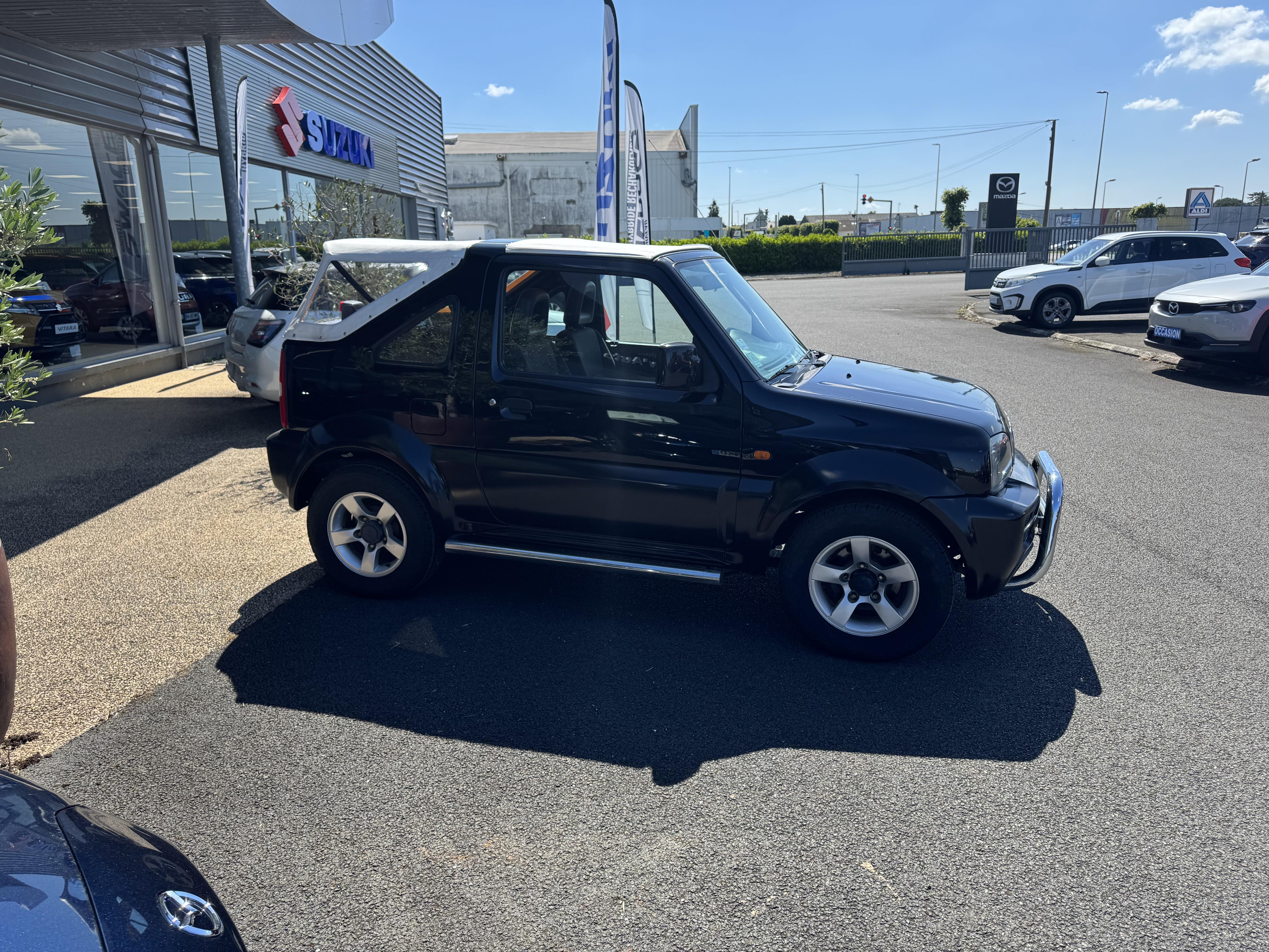 SUZUKI Jimny Cab 1.3 VVT JLX - Véhicule Occasion - Océane Auto SUZUKI Jimny Cab 1.3 VVT JLX - Véhicule Occasion Océane Auto