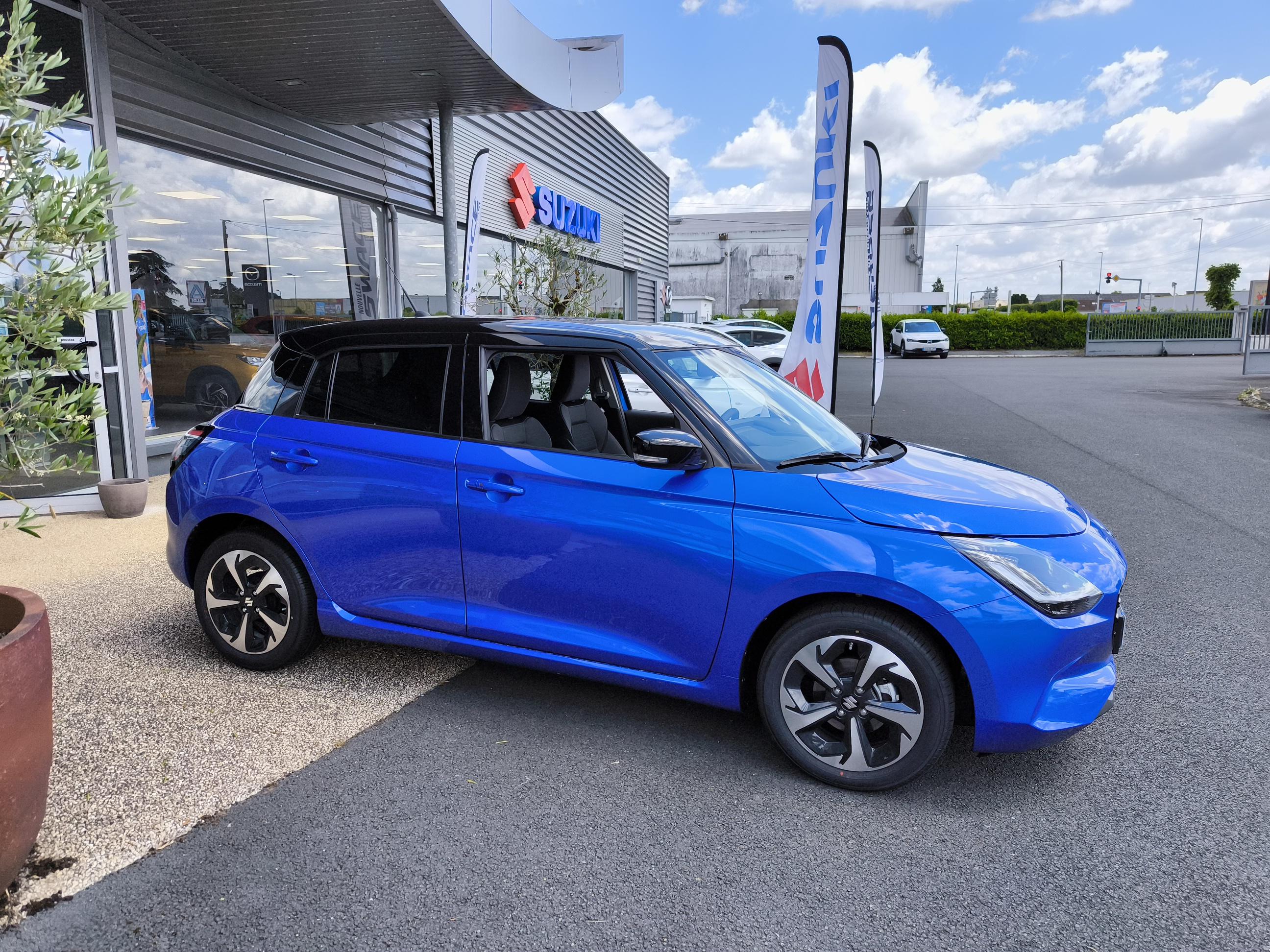 SUZUKI Swift 1.2 Dualjet Hybrid Auto Pack - Véhicule Occasion - Océane Auto SUZUKI Swift 1.2 Dualjet Hybrid Auto Pack - Véhicule Occasion Océane Auto