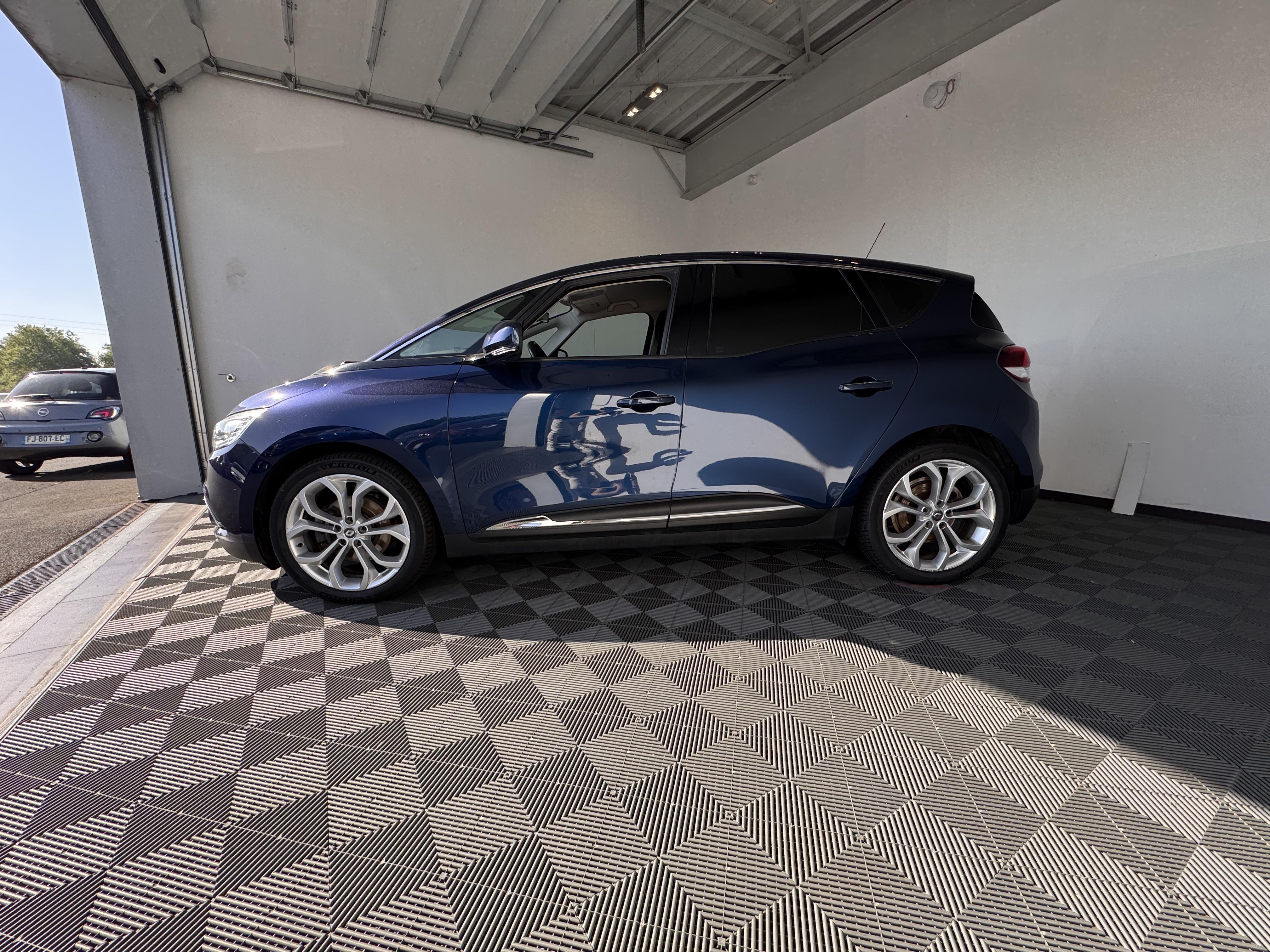 RENAULT Scenic dCi 110 Energy Business - Véhicule Occasion - Océane Auto RENAULT Scenic dCi 110 Energy Business - Véhicule Occasion Océane Auto