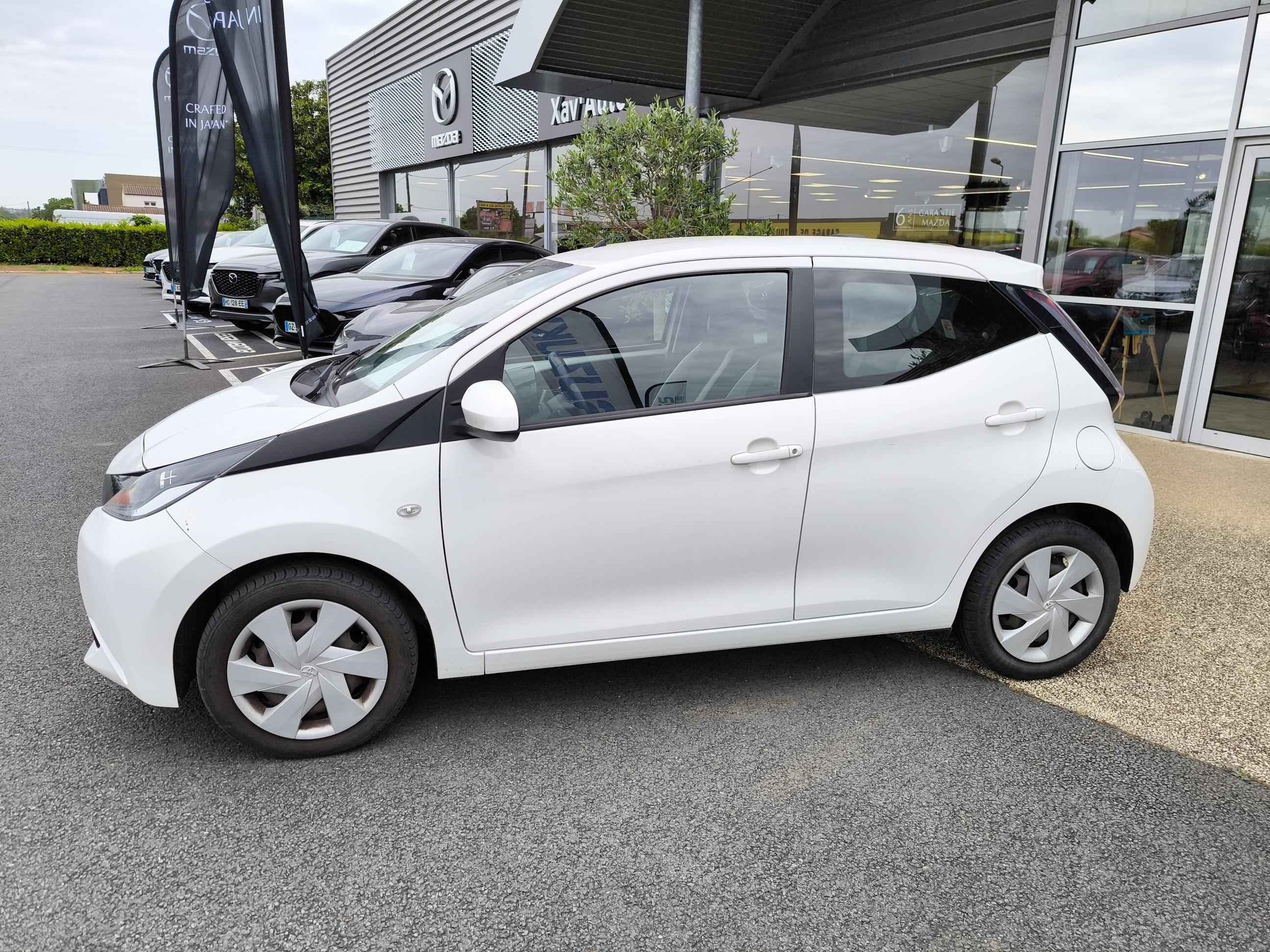 TOYOTA Aygo 1.0 VVT-i x-play - Véhicule Occasion - Océane Auto TOYOTA Aygo 1.0 VVT-i x-play - Véhicule Occasion Océane Auto
