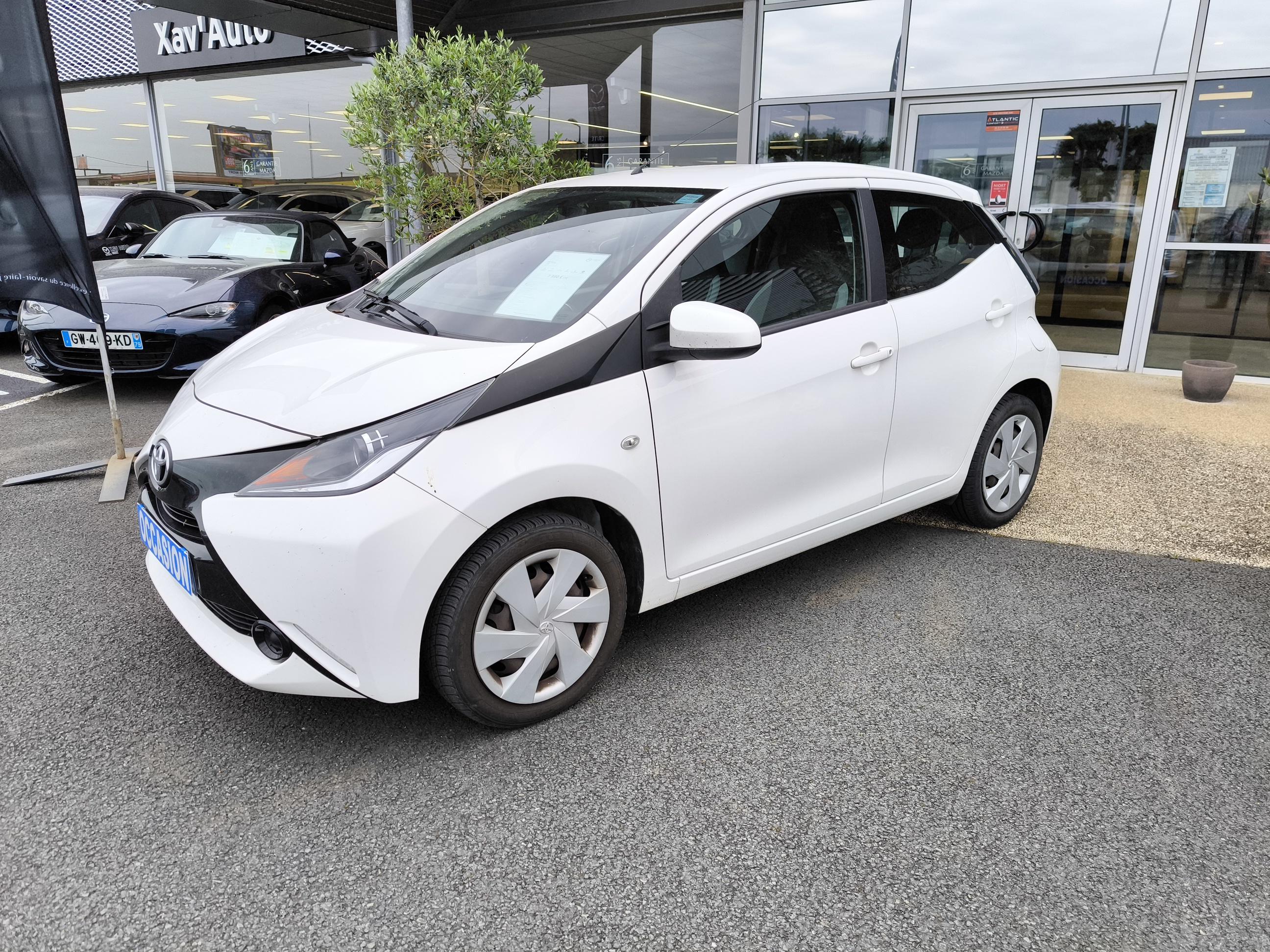 TOYOTA Aygo 1.0 VVT-i x-play - Véhicule Occasion - Océane Auto TOYOTA Aygo 1.0 VVT-i x-play - Véhicule Occasion Océane Auto