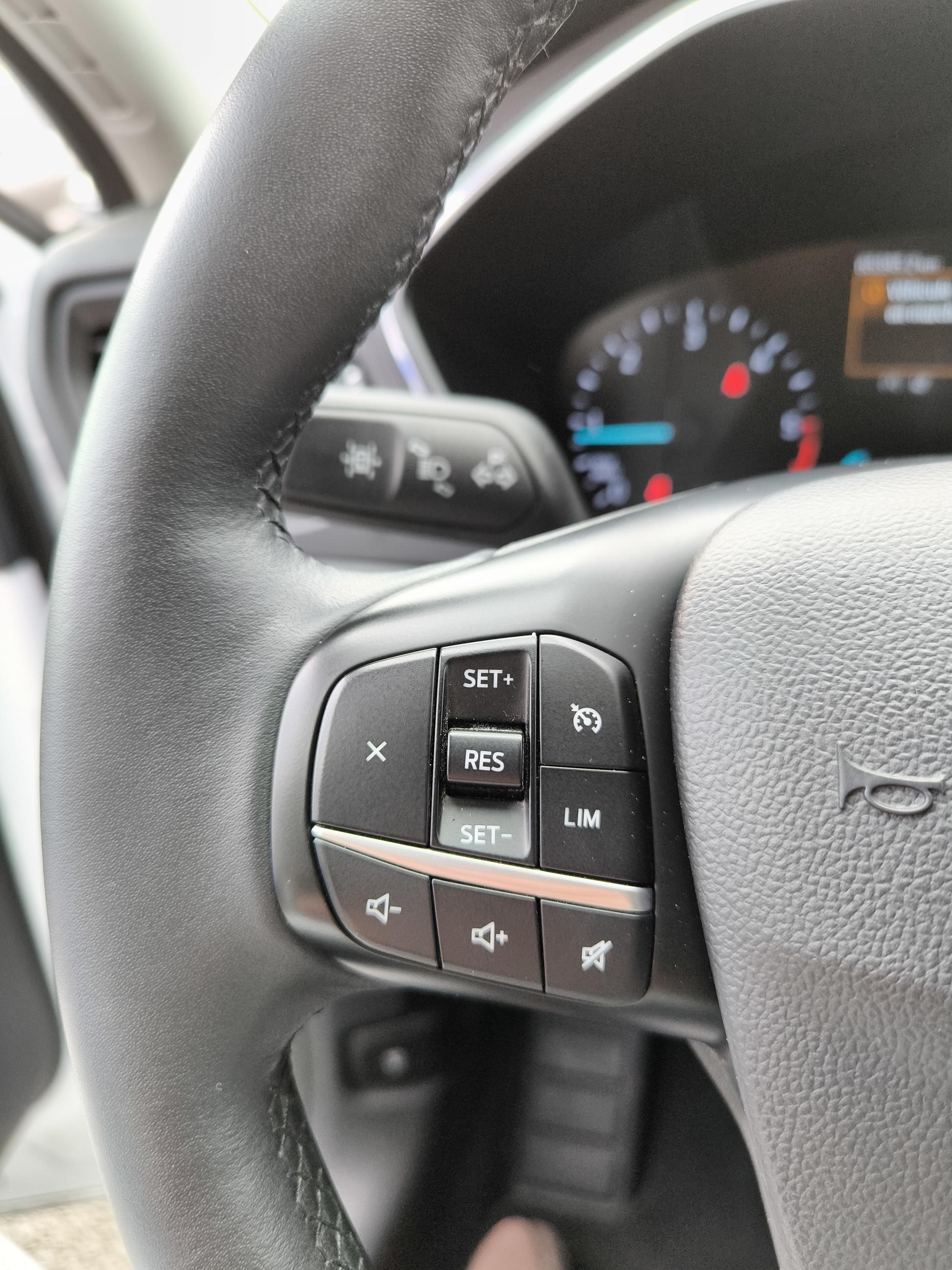 FORD Kuga 2.0 EcoBlue 150 mHEV S&S BVM6 Titanium - Véhicule Occasion - Océane Auto FORD Kuga 2.0 EcoBlue 150 mHEV S&S BVM6 Titanium - Véhicule Occasion Océane Auto