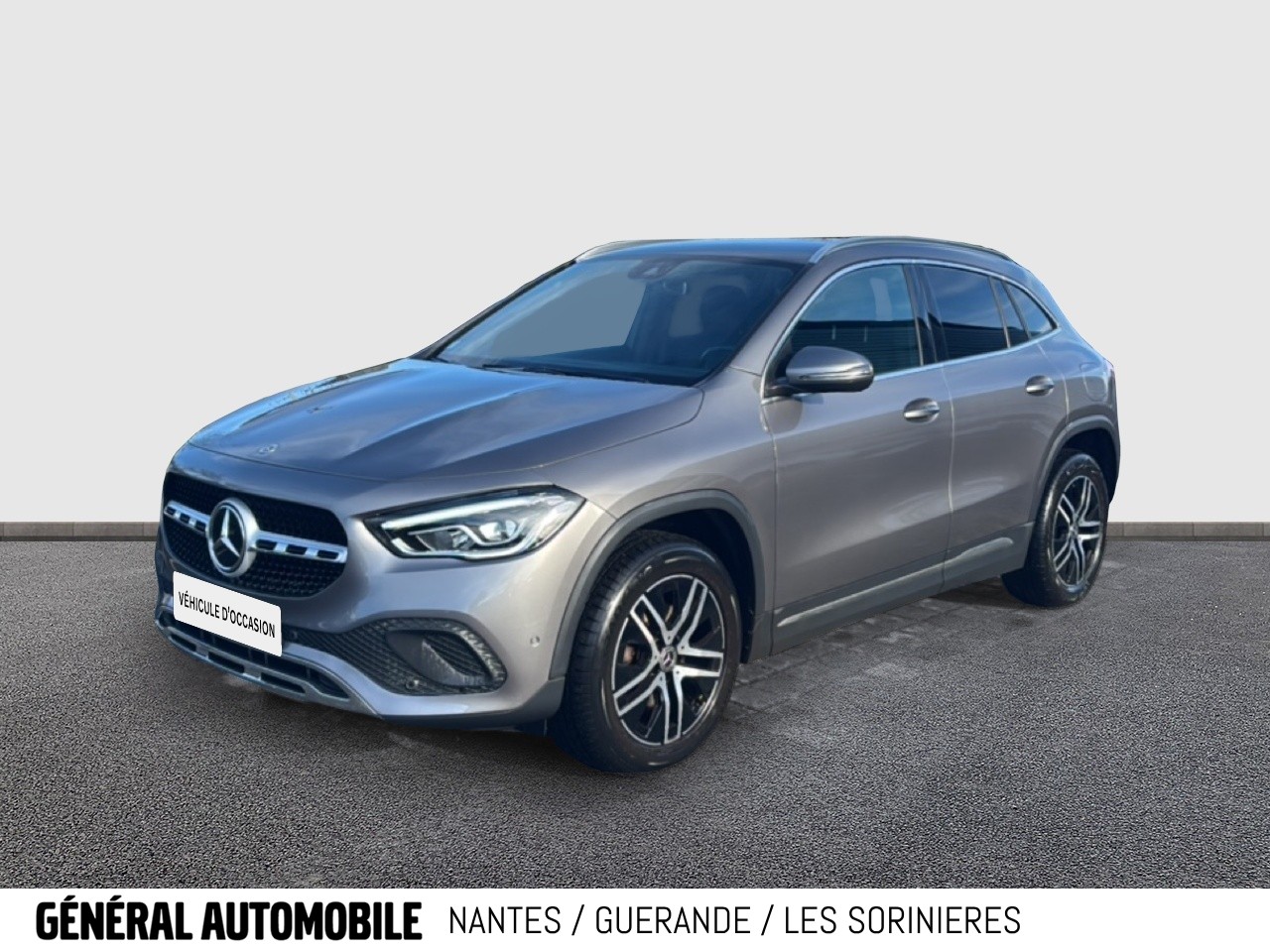 MERCEDES GLA