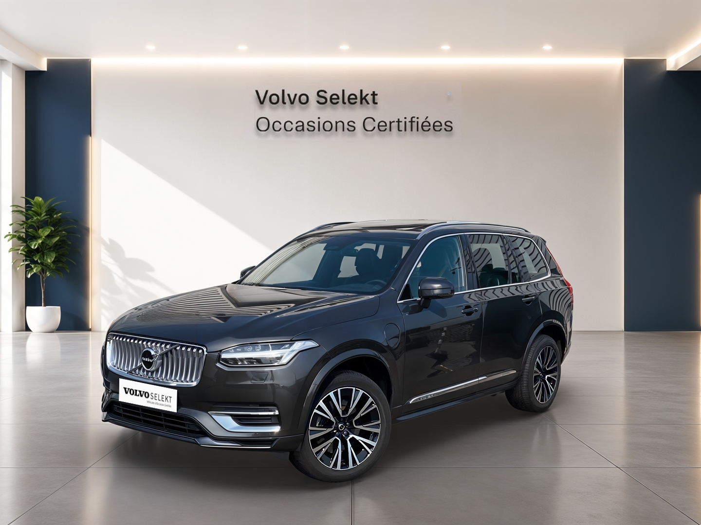 VOLVO XC90