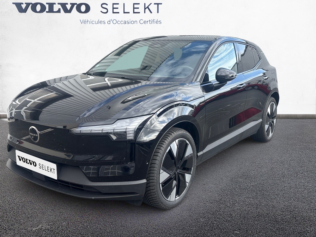 VOLVO EX30