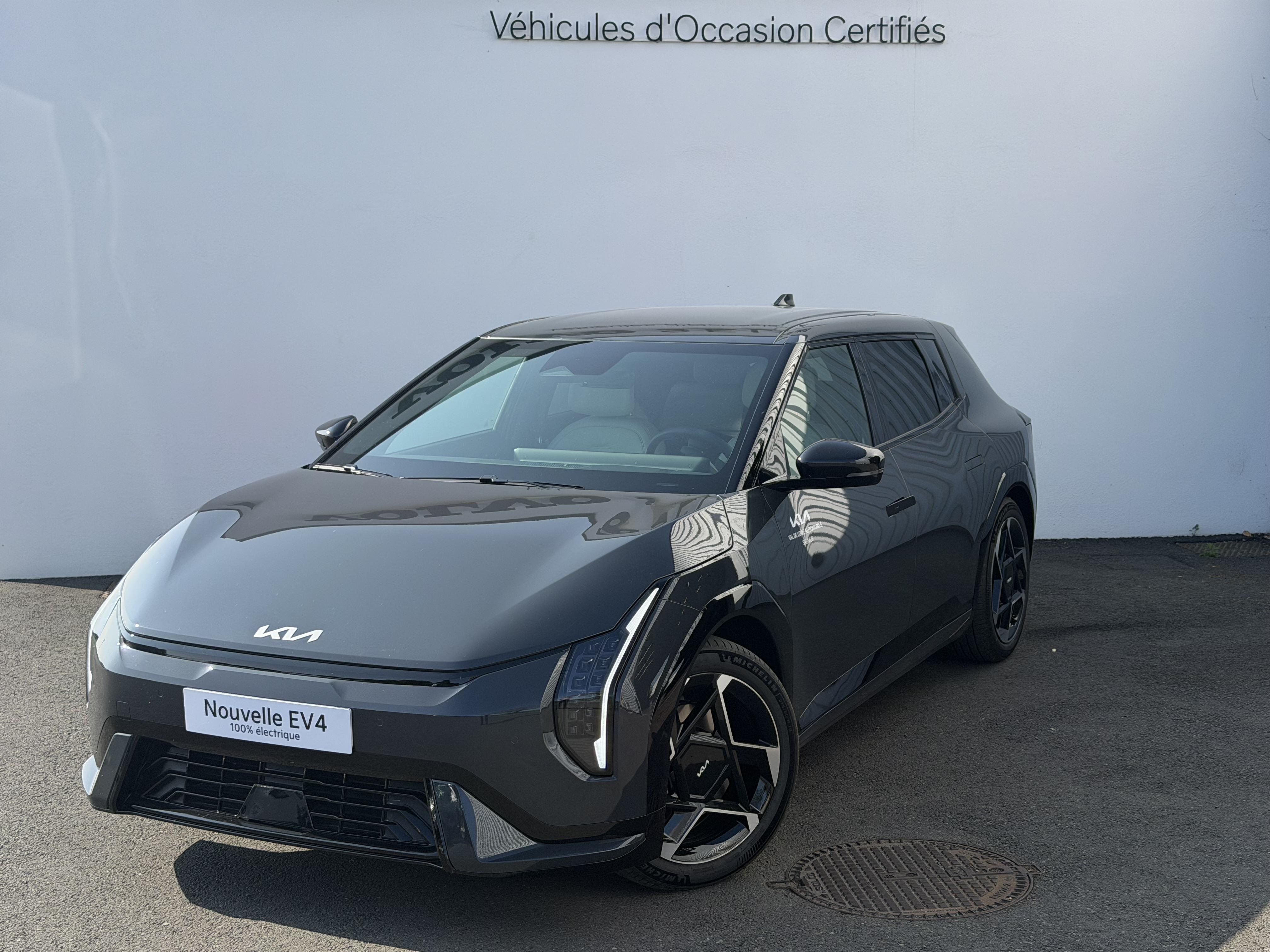 KIA EV4