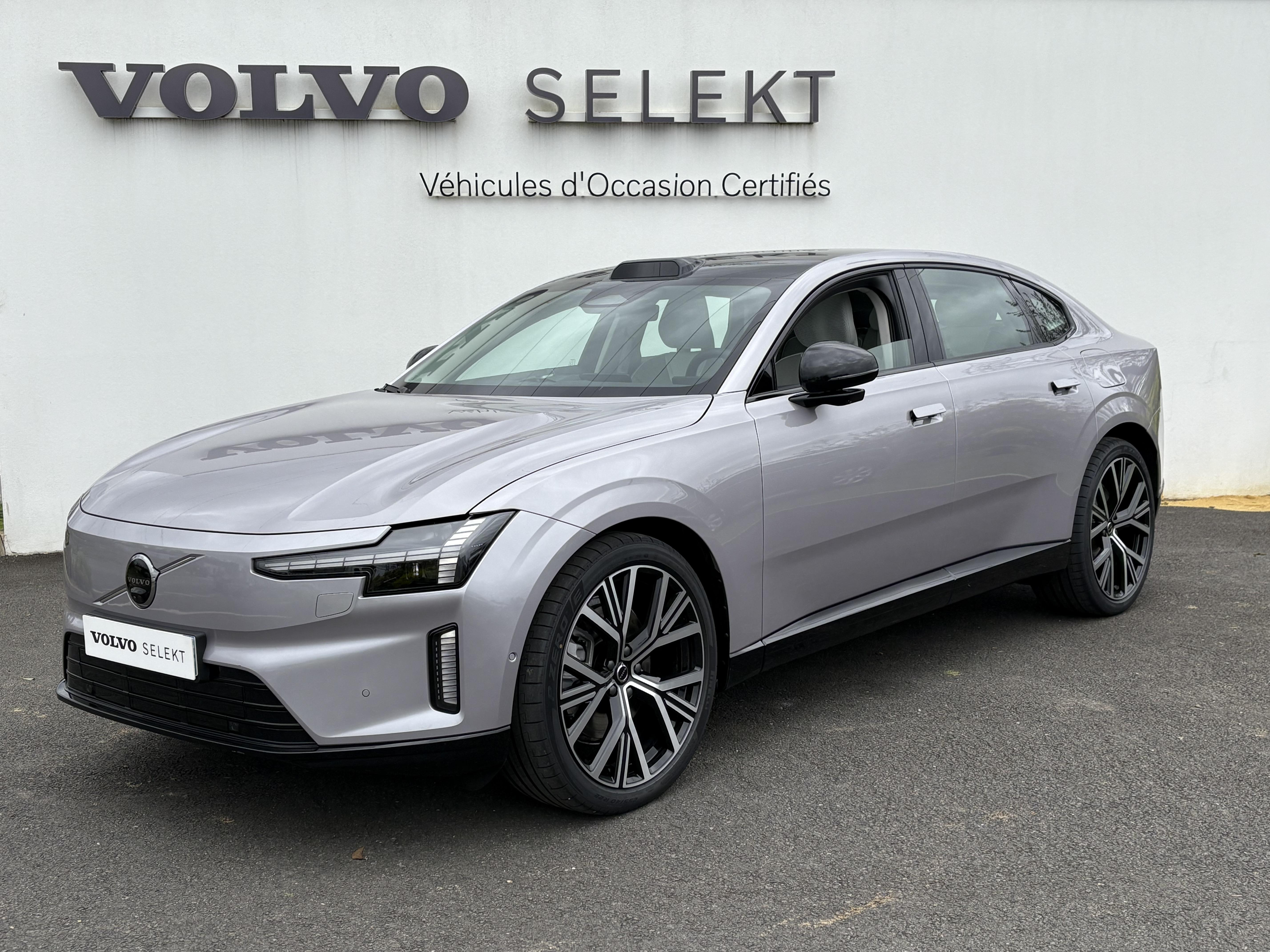 VOLVO ES90