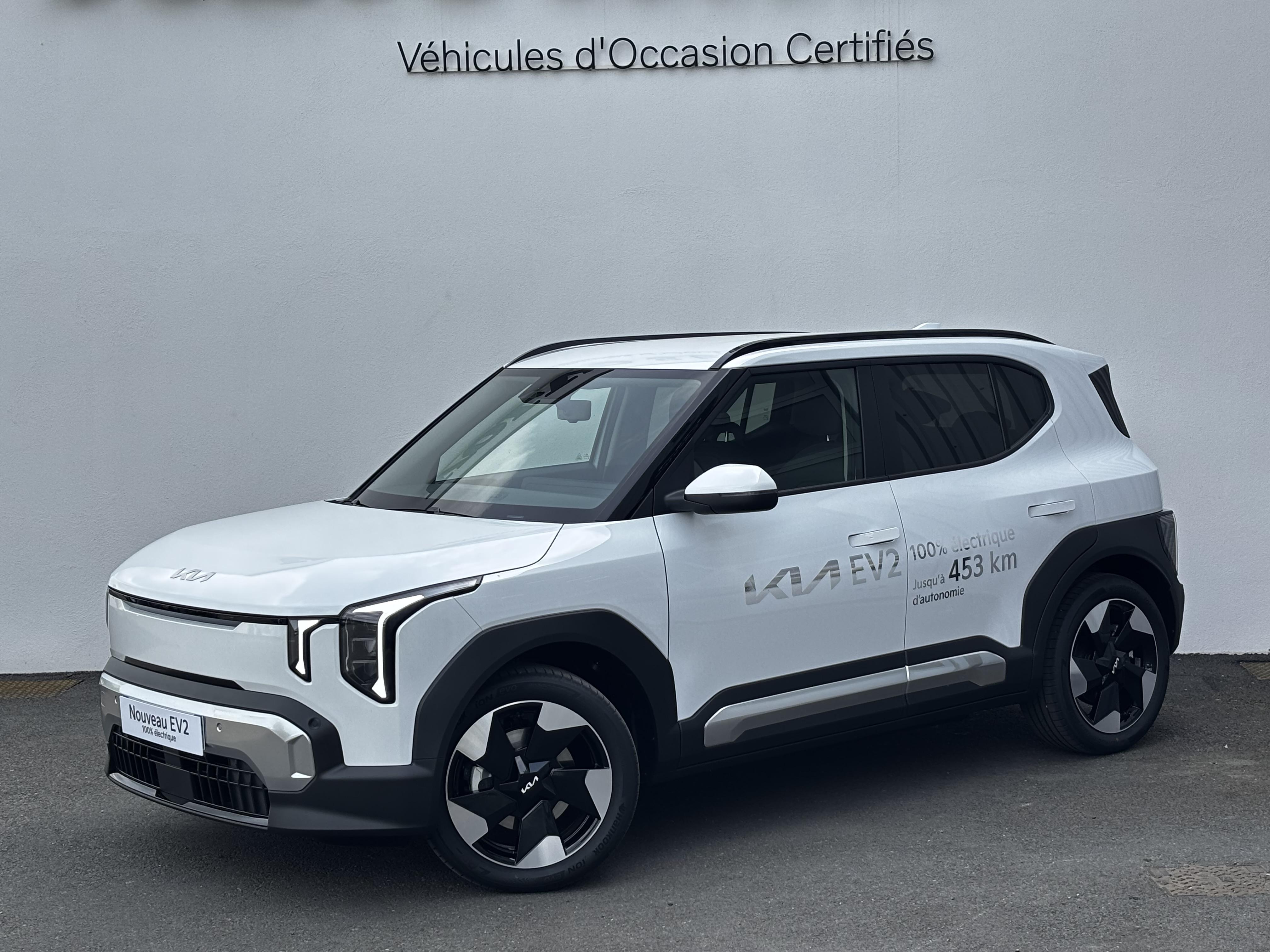 KIA EV2