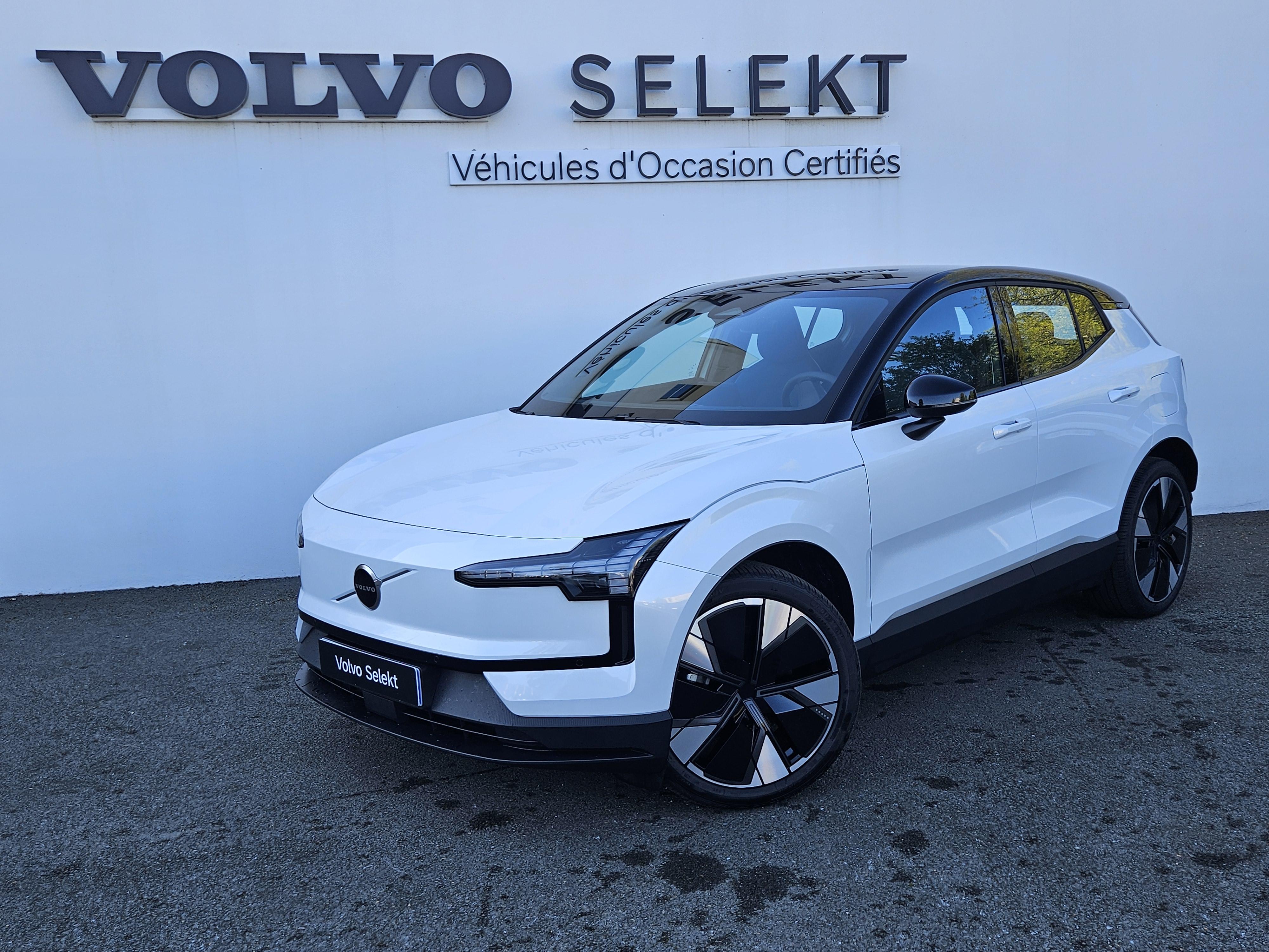 VOLVO EX30