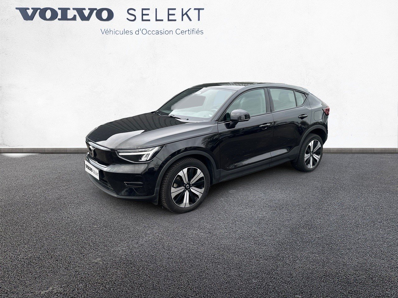 VOLVO C40