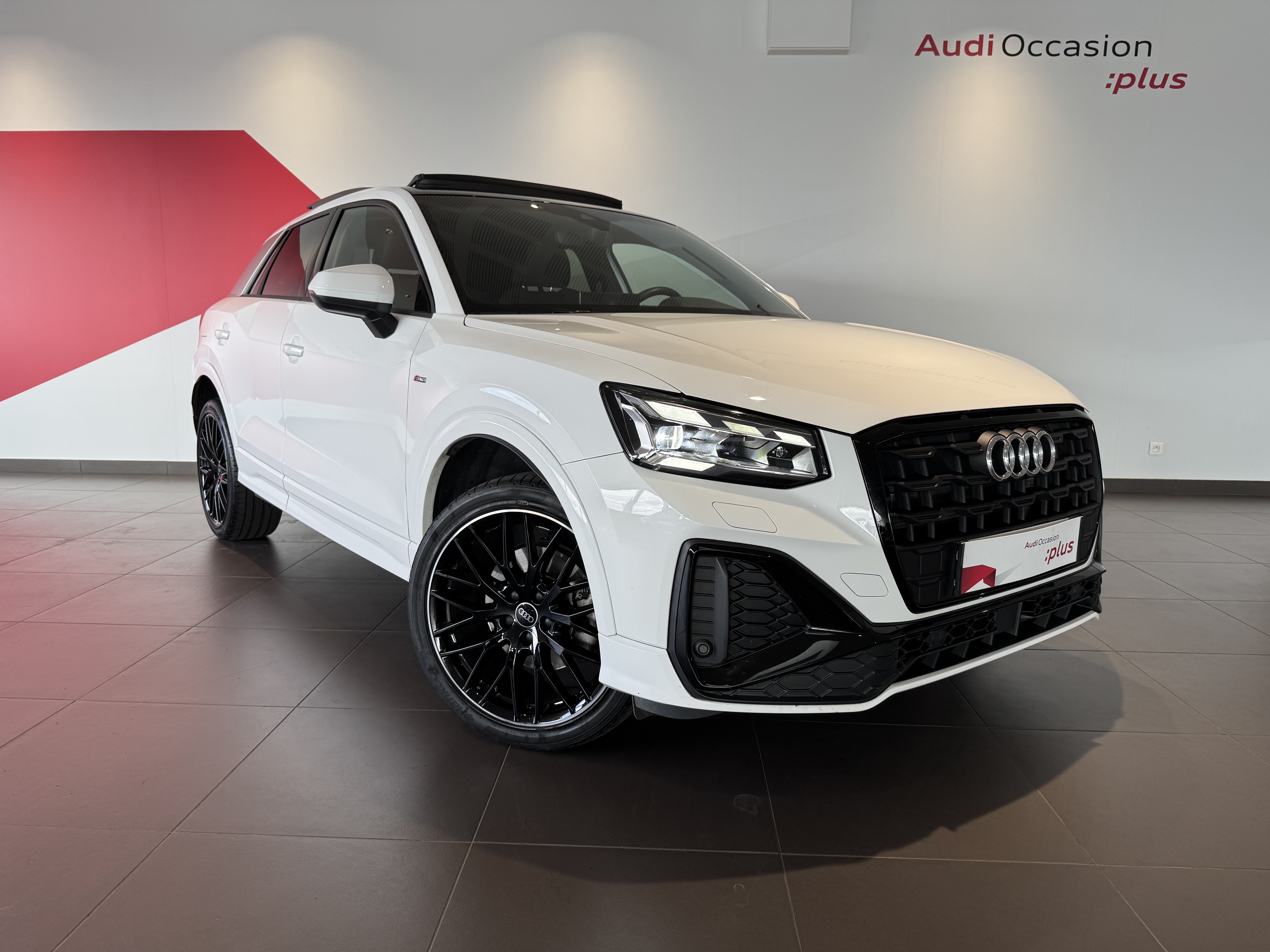 AUDI Q2