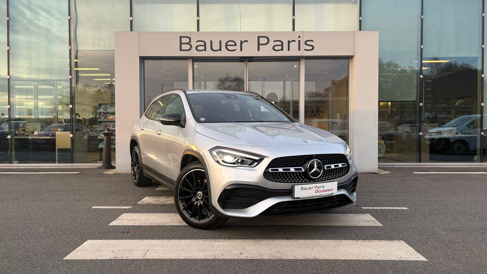 MERCEDES GLA