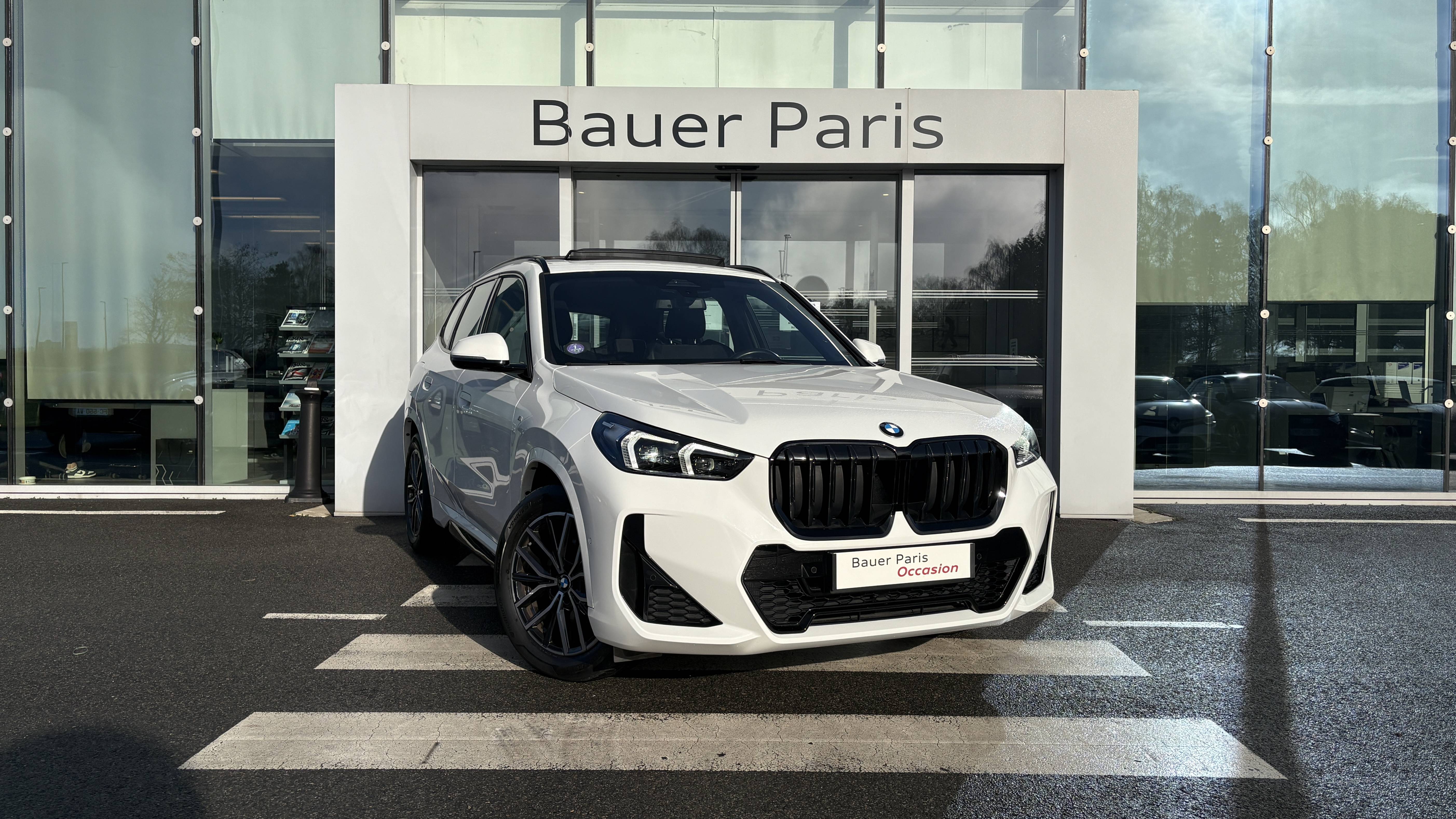 BMW X1 U11