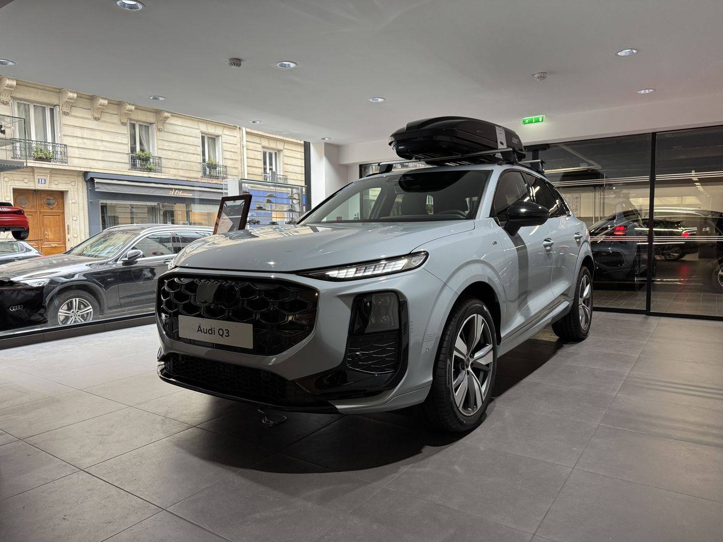 AUDI Q3
