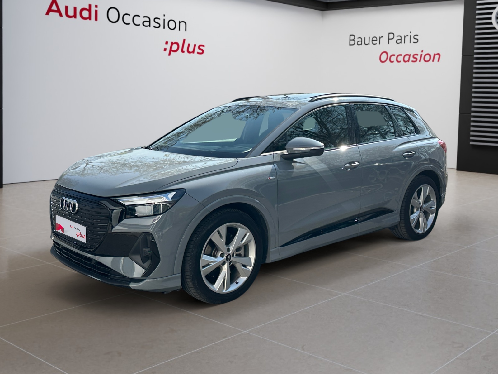 AUDI Q4 E-TRON