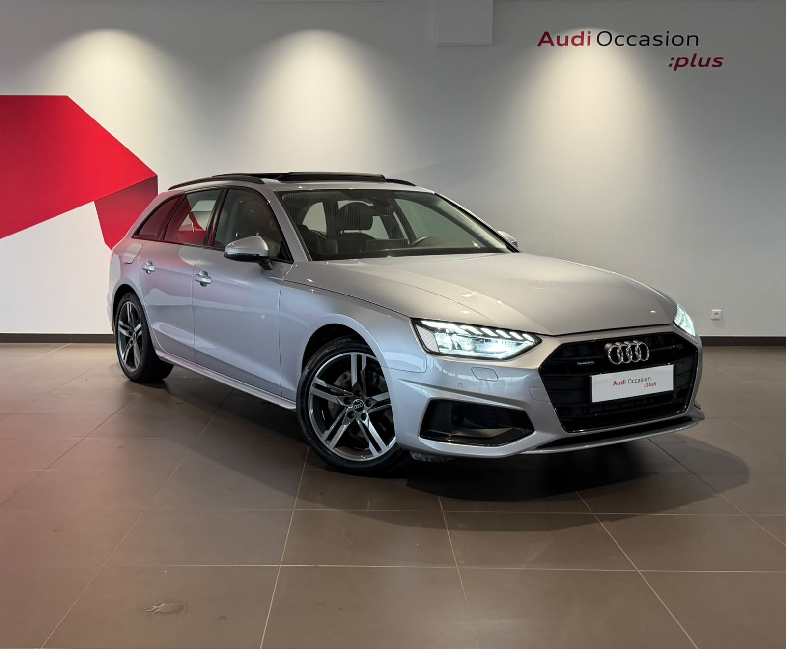 AUDI A4 AVANT