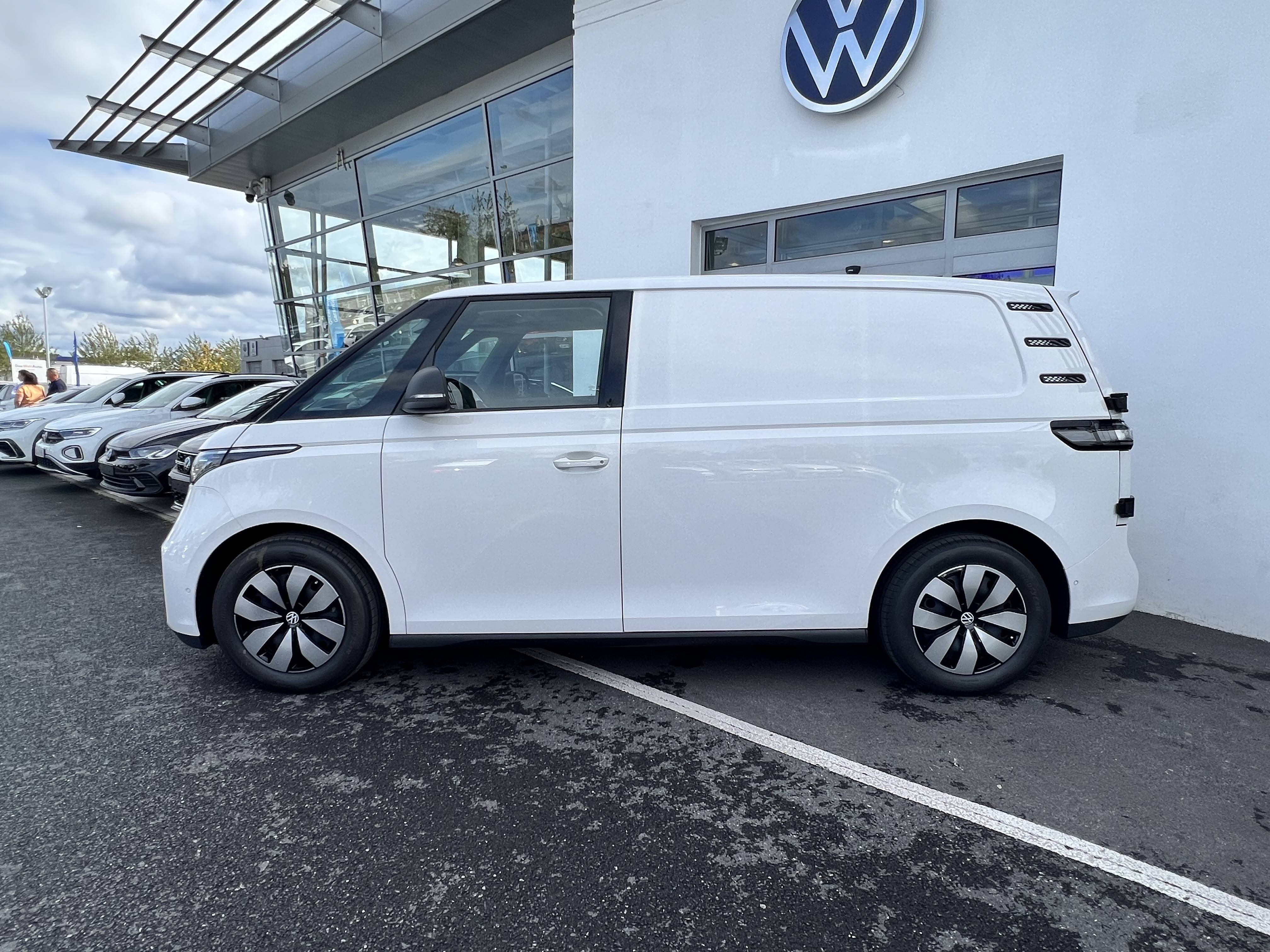 VOLKSWAGEN UTILITAIRES ID. BUZZ CARGO