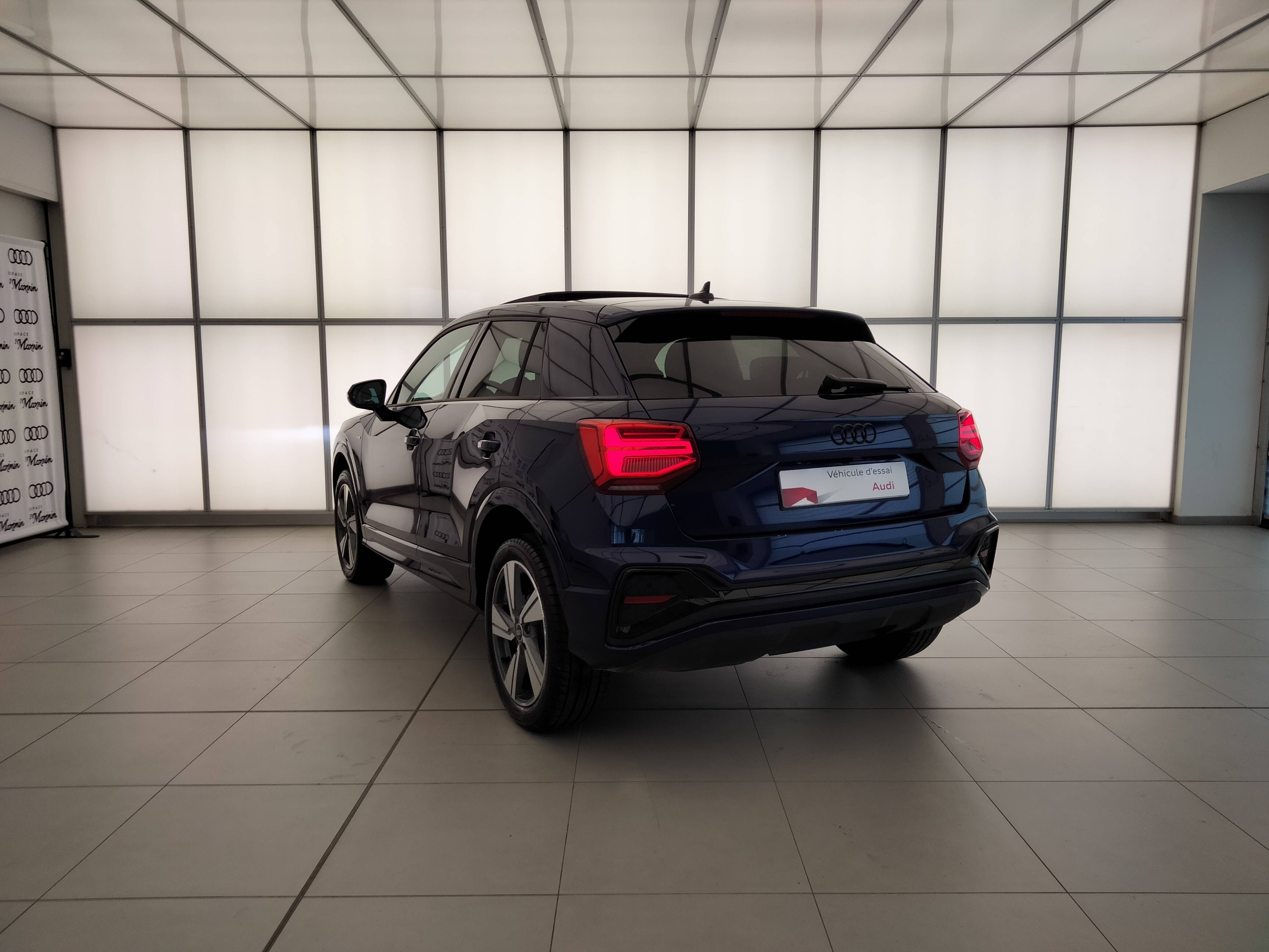 AUDI Q2