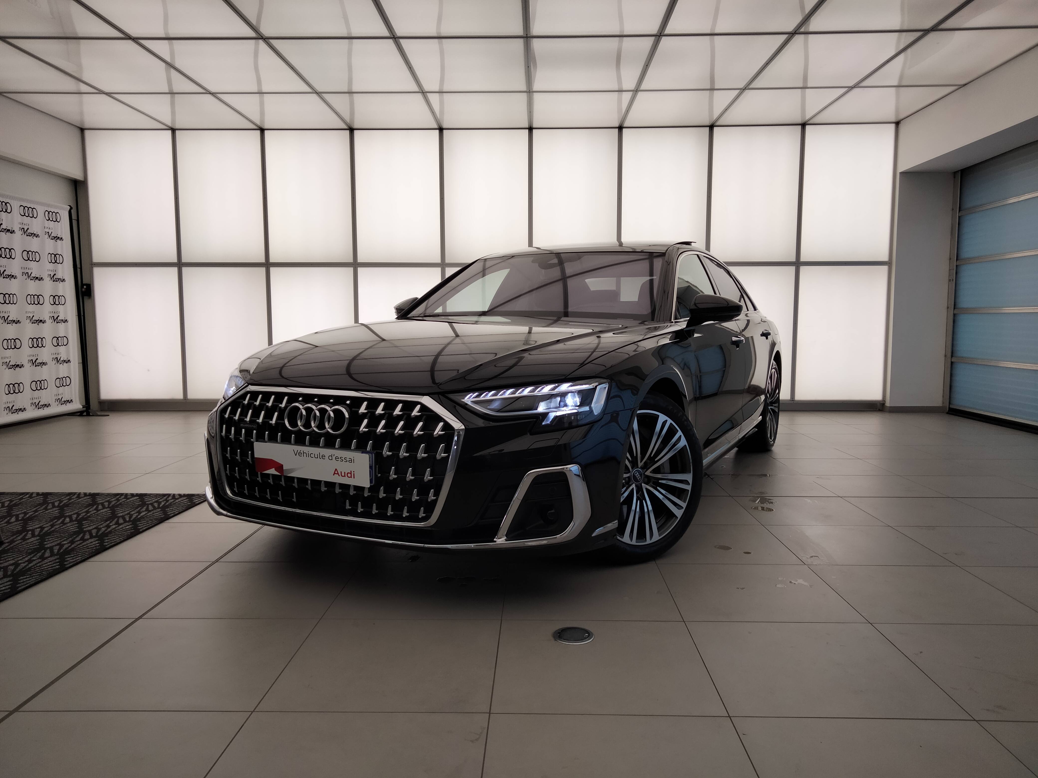 AUDI A8