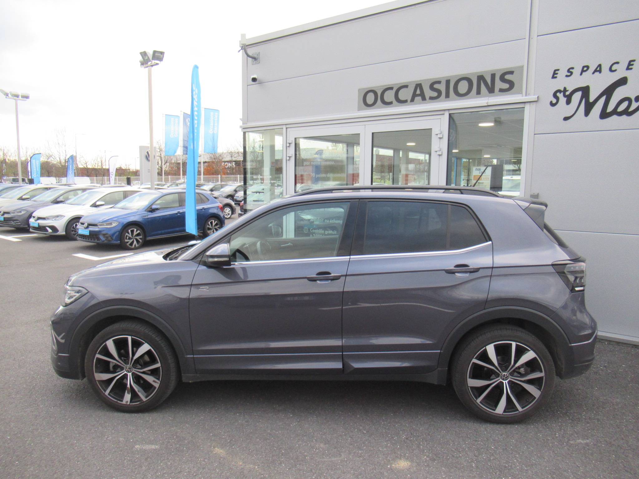 VOLKSWAGEN T-CROSS