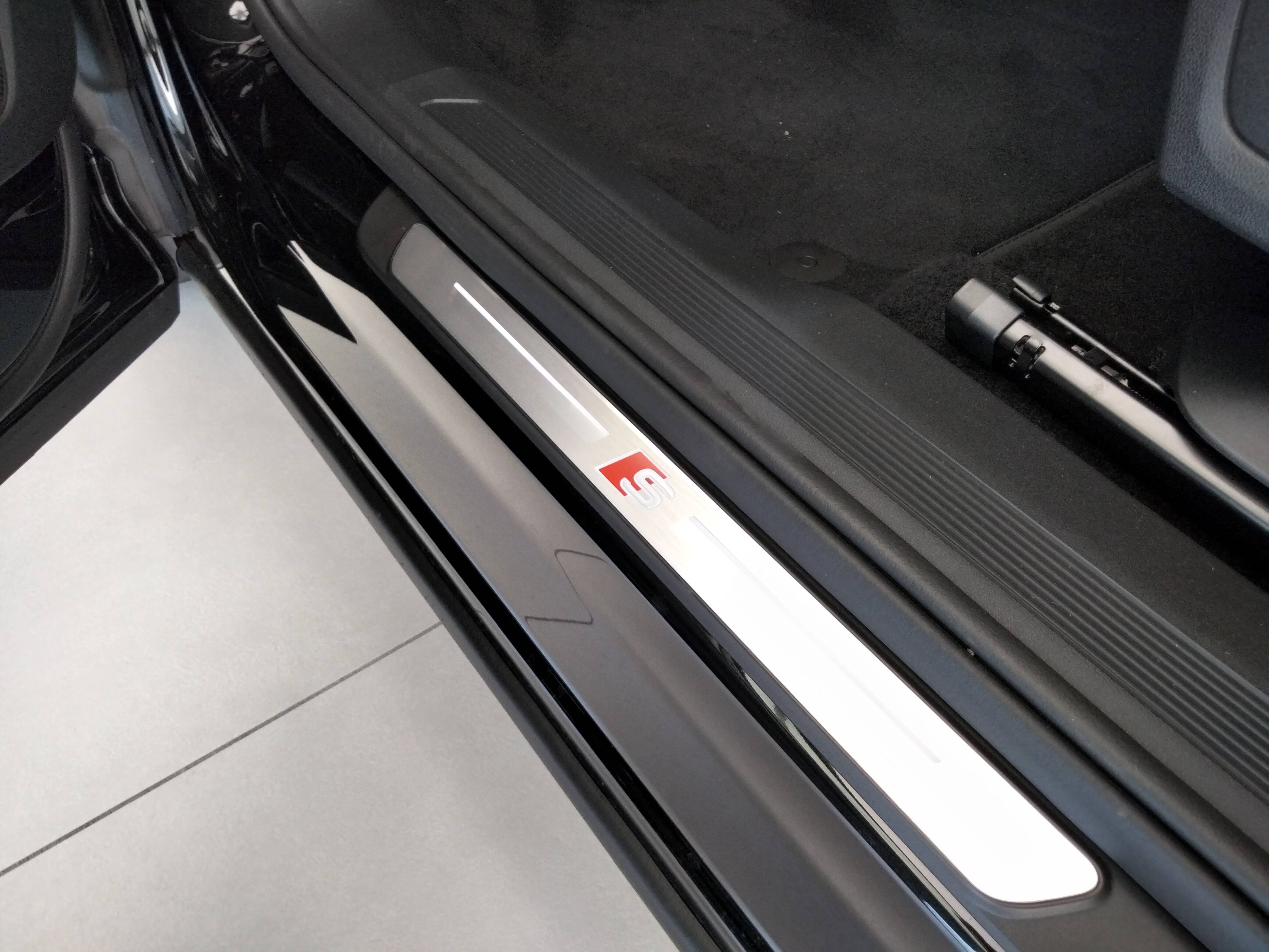 AUDI Q4 E-TRON SPORTBACK