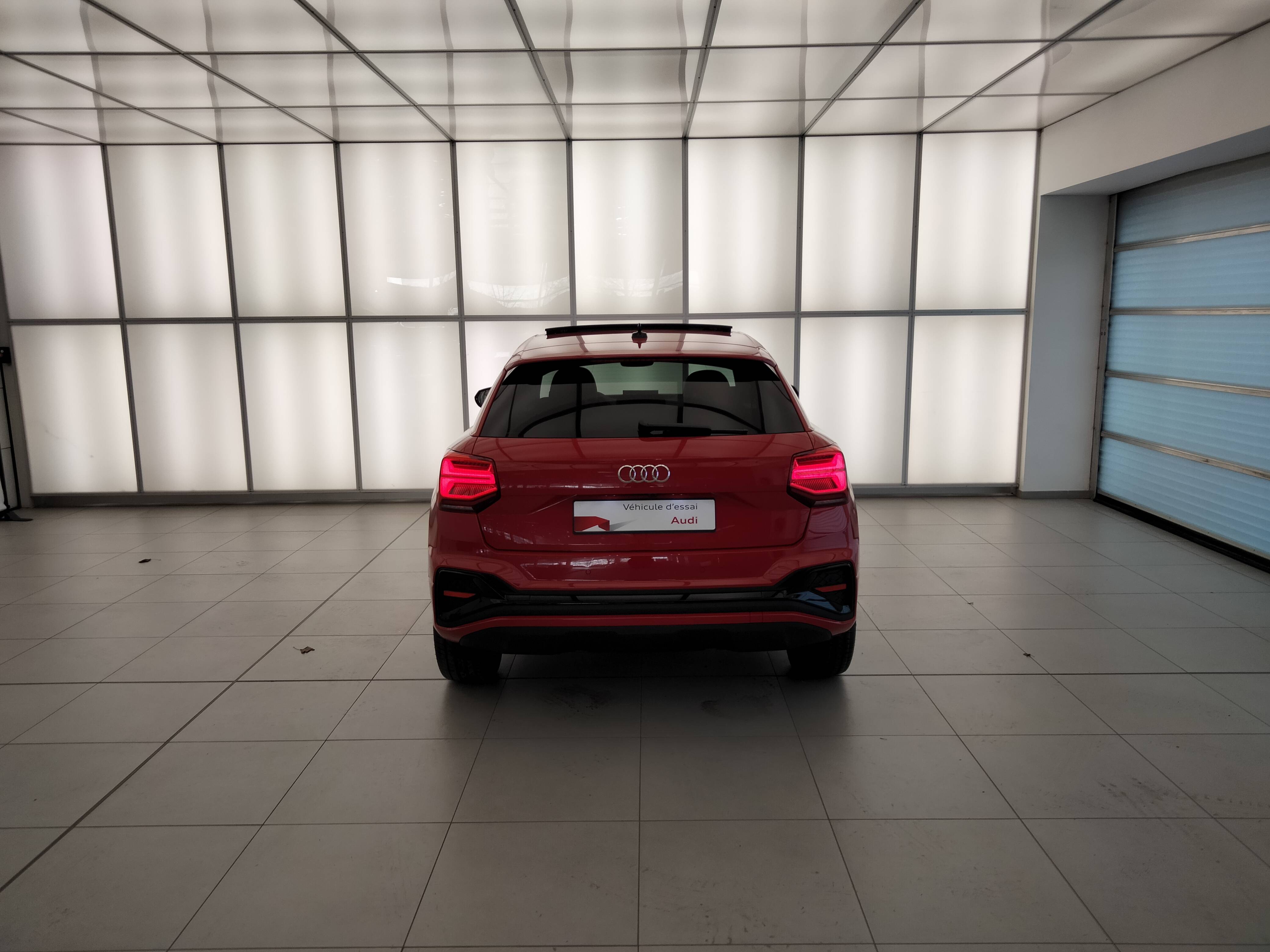 AUDI Q2