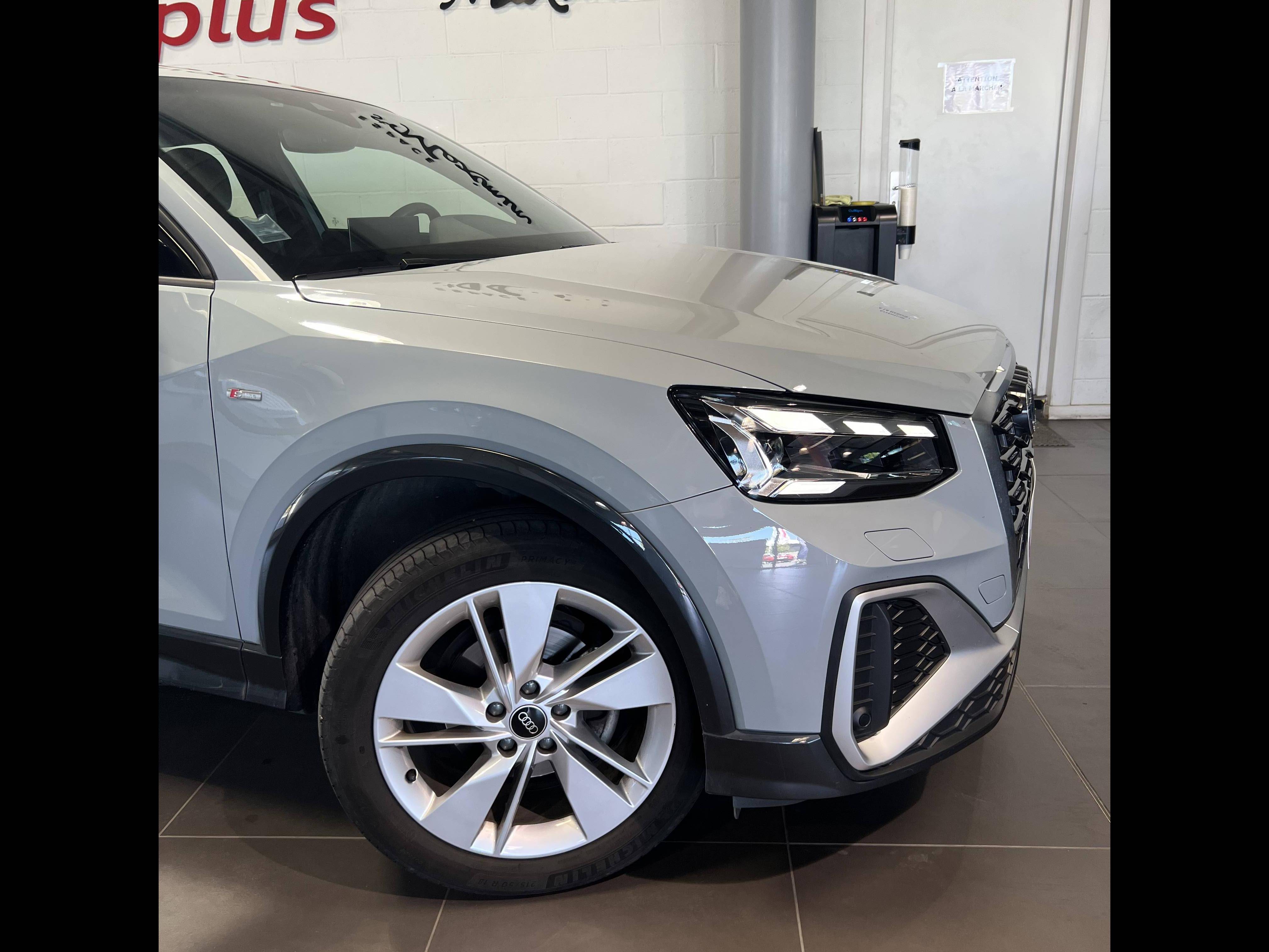 AUDI Q2