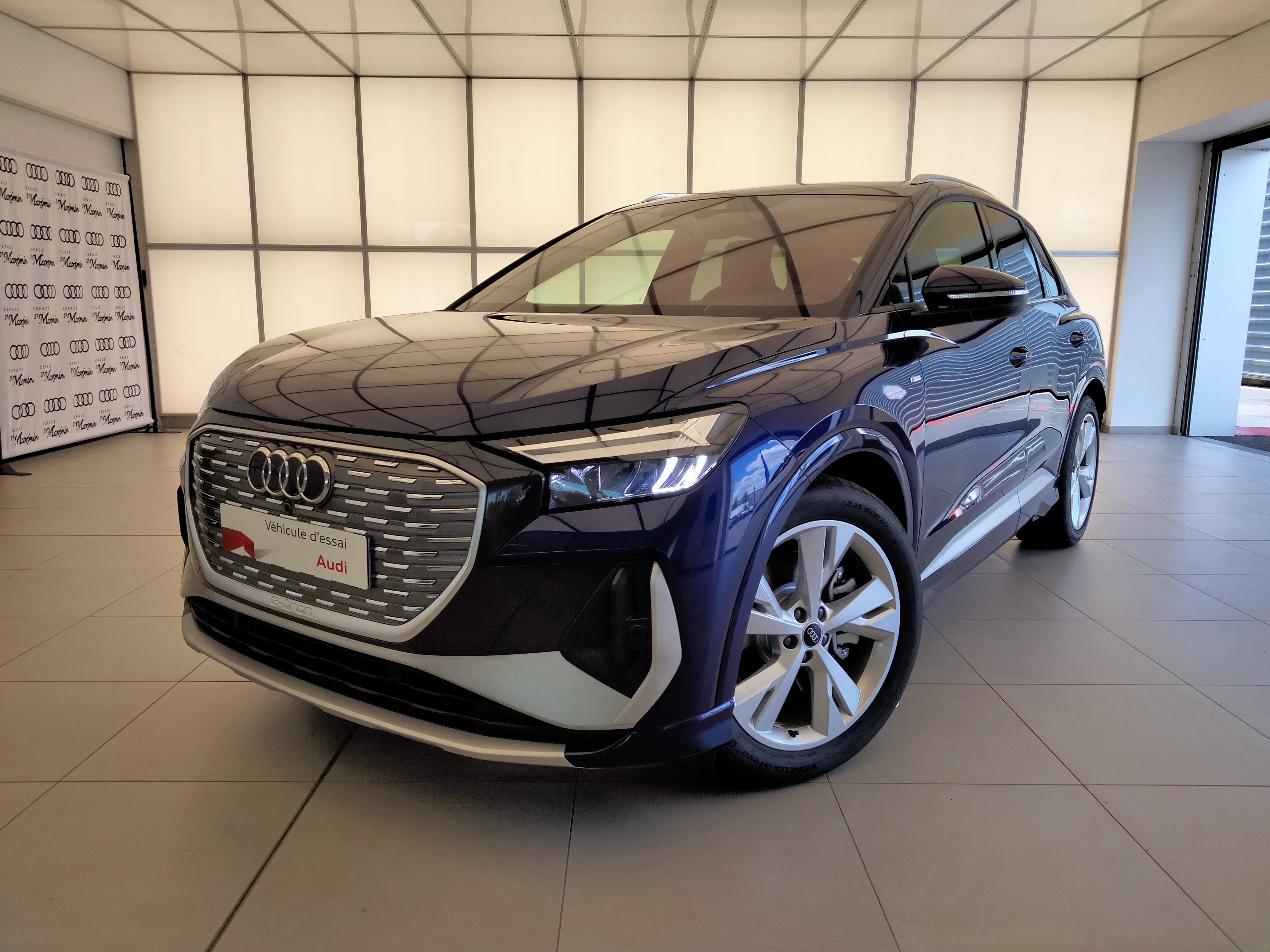 AUDI Q4 E-TRON