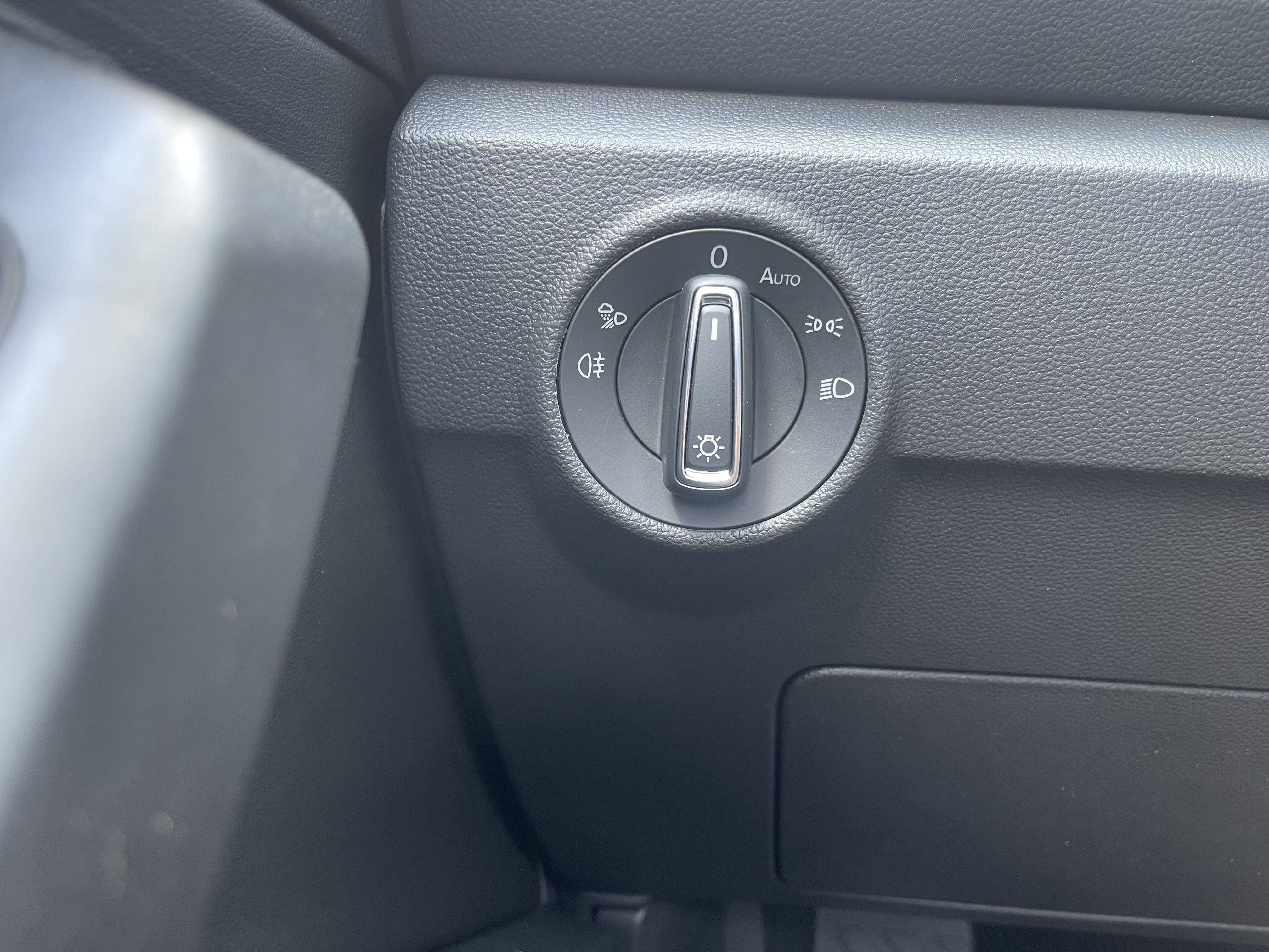 VOLKSWAGEN T-ROC CABRIOLET