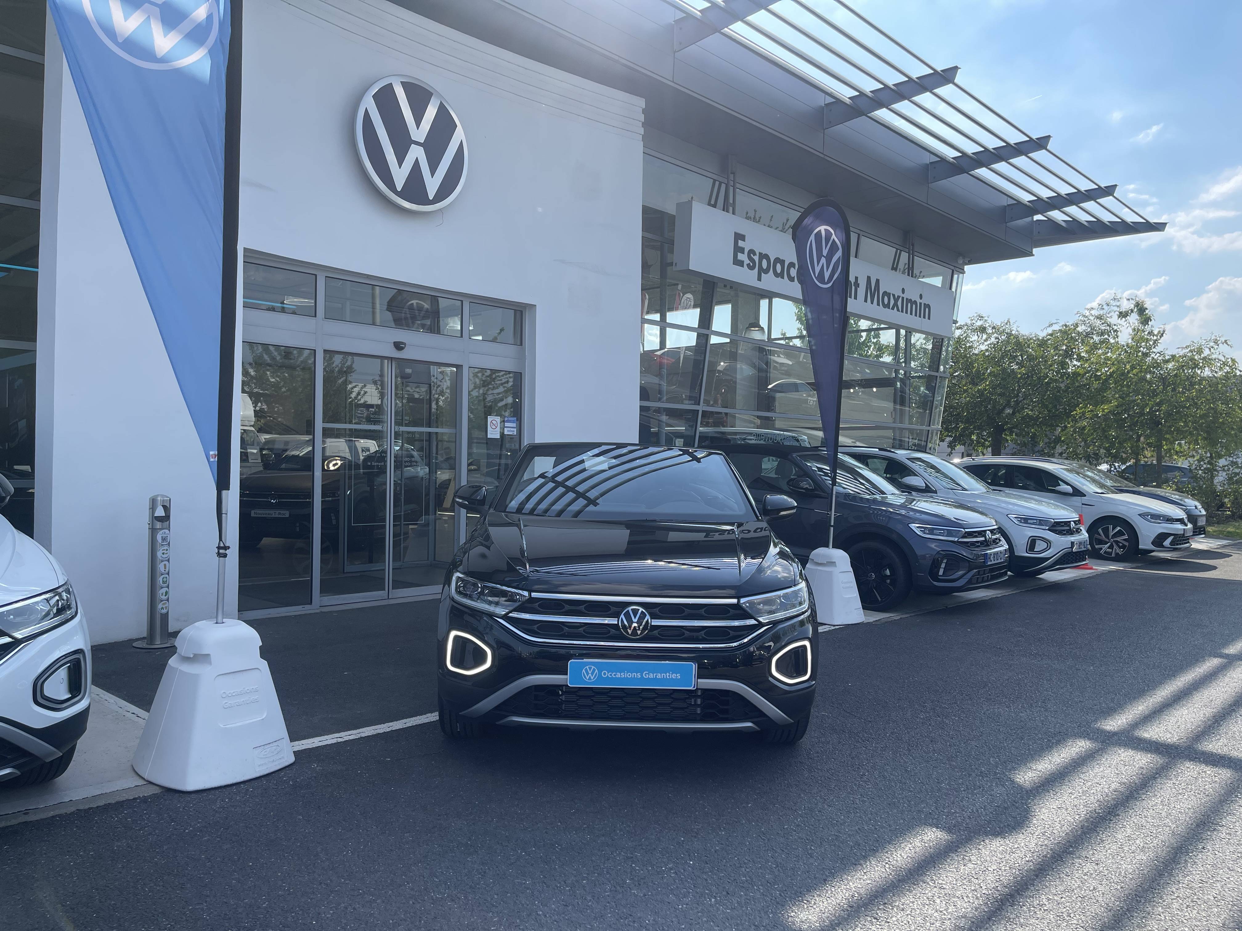 VOLKSWAGEN T-ROC CABRIOLET