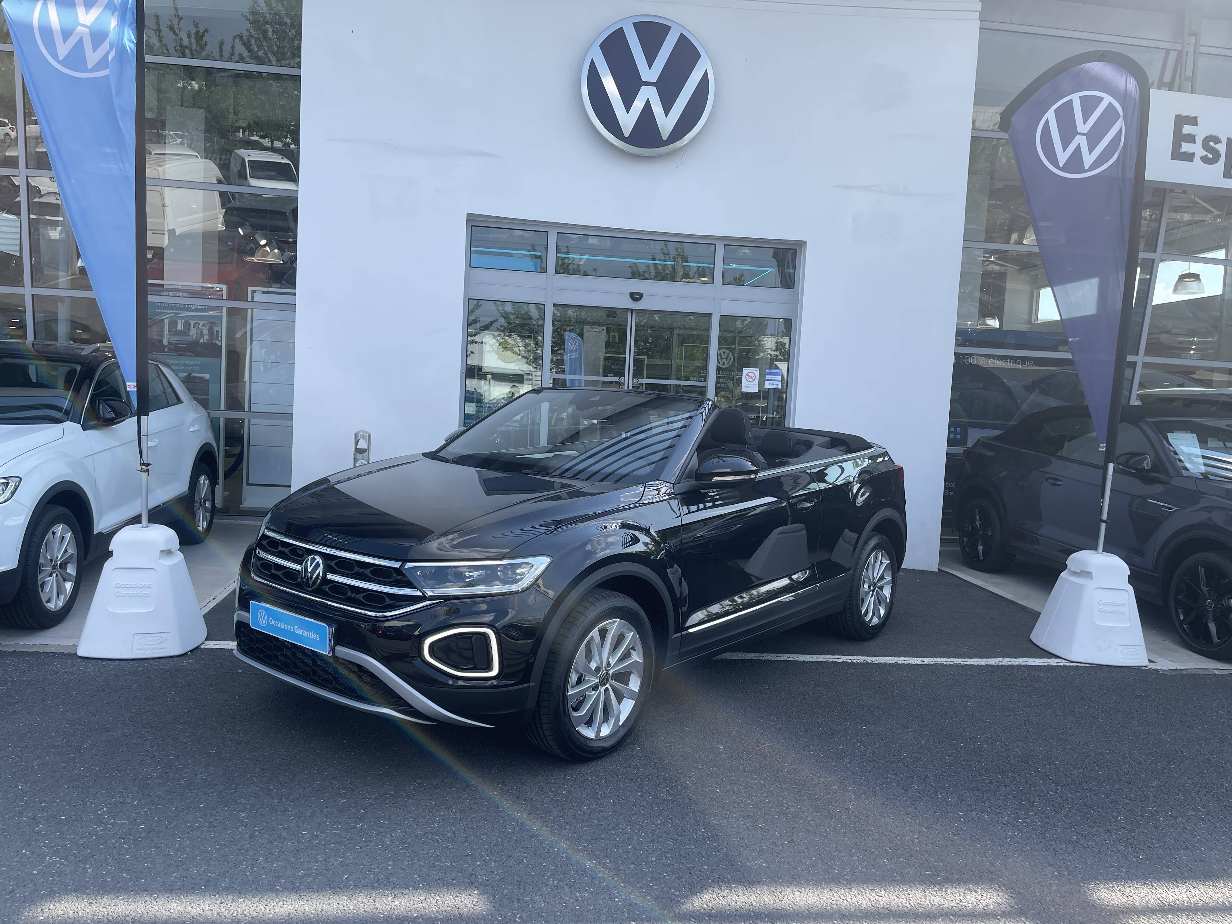 VOLKSWAGEN T-ROC CABRIOLET