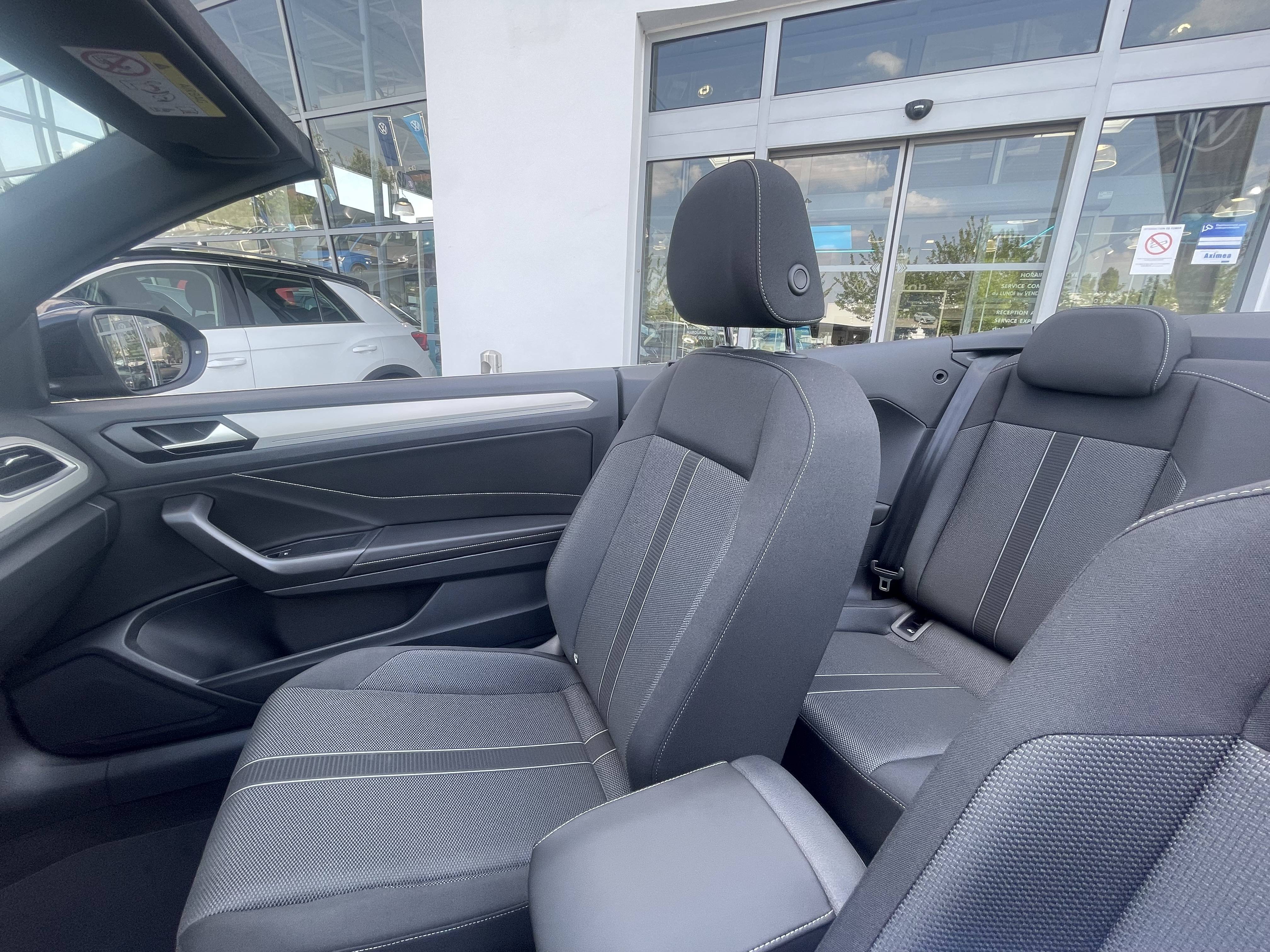 VOLKSWAGEN T-ROC CABRIOLET