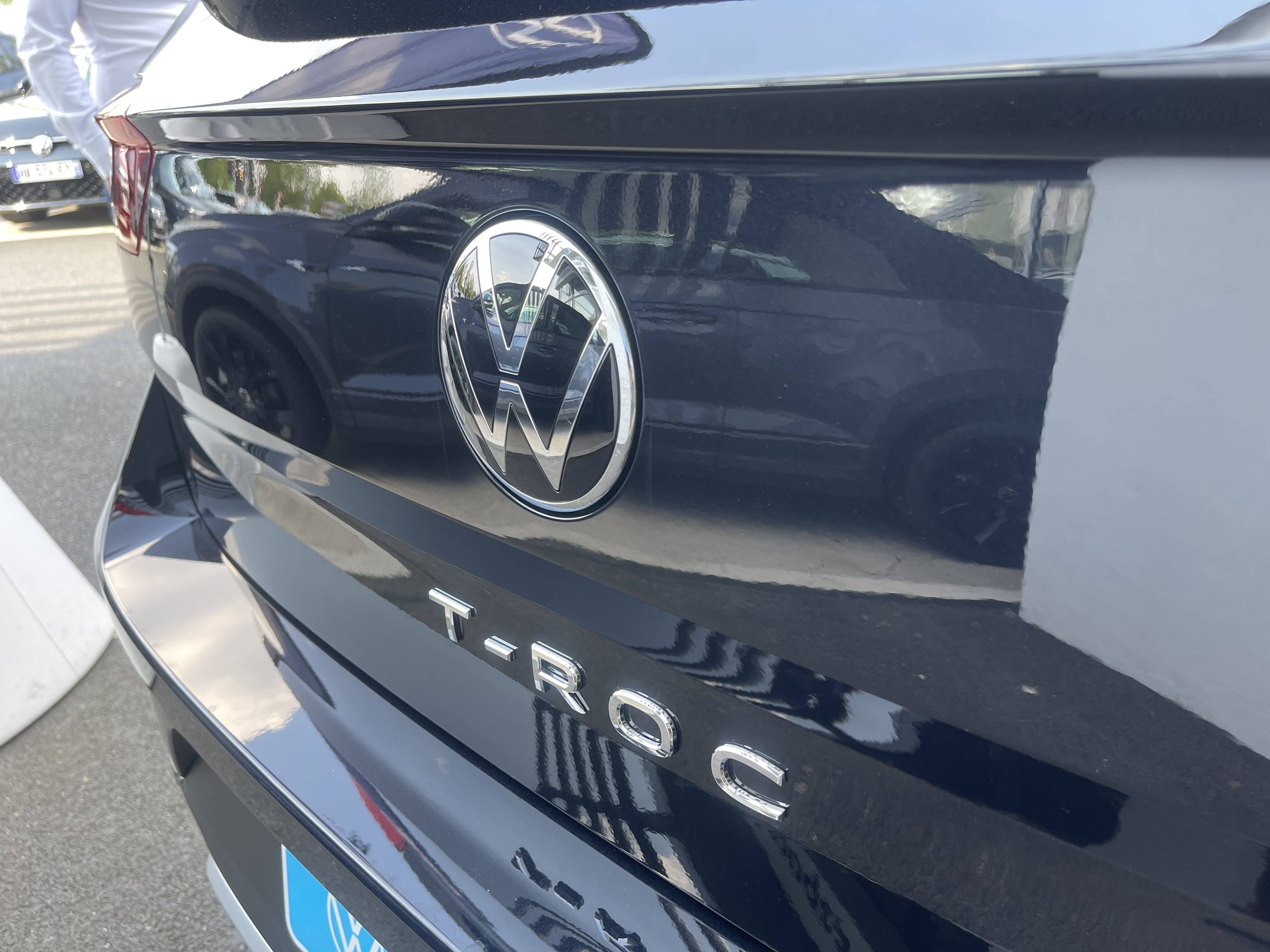 VOLKSWAGEN T-ROC CABRIOLET