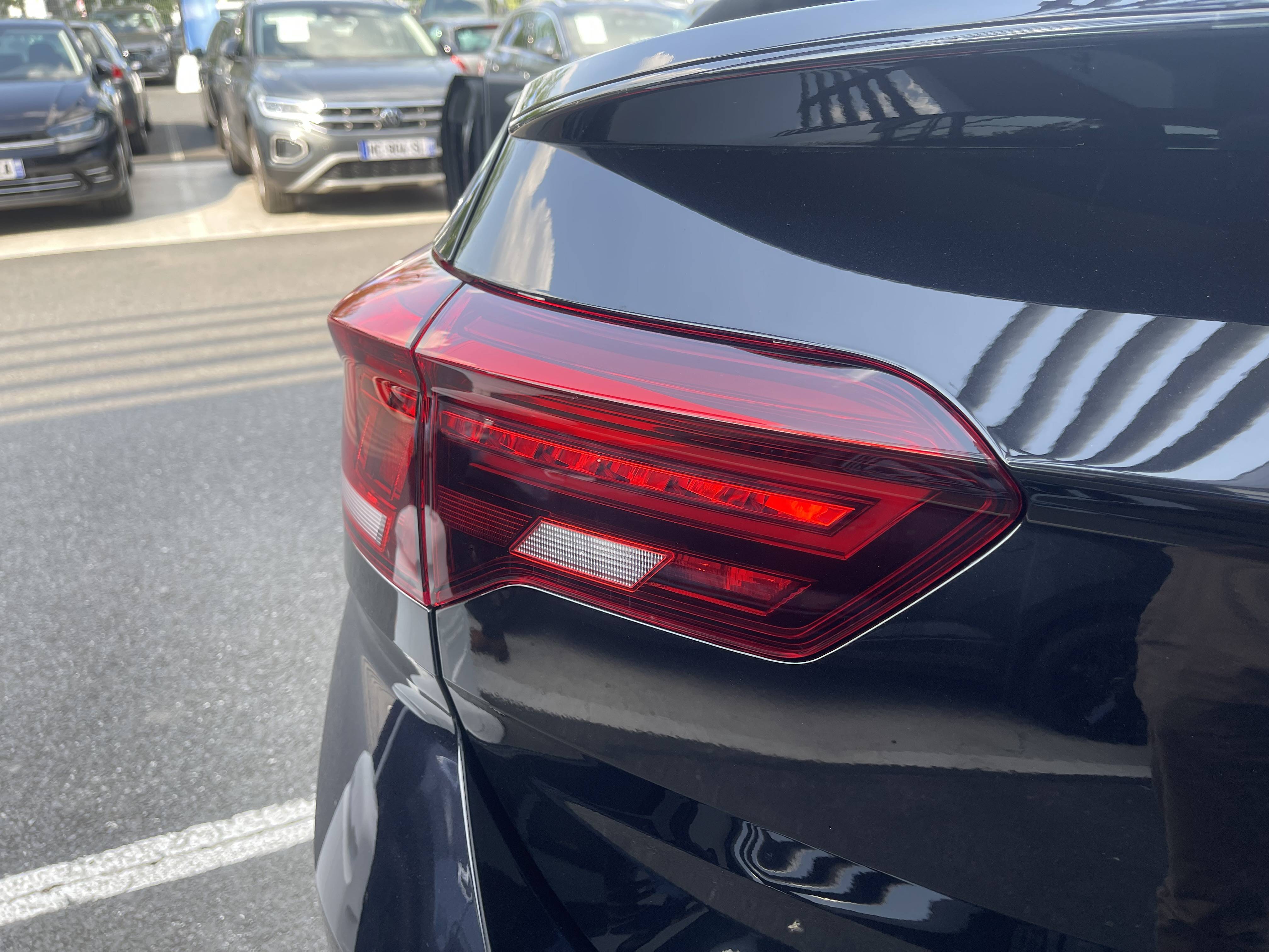 VOLKSWAGEN T-ROC CABRIOLET