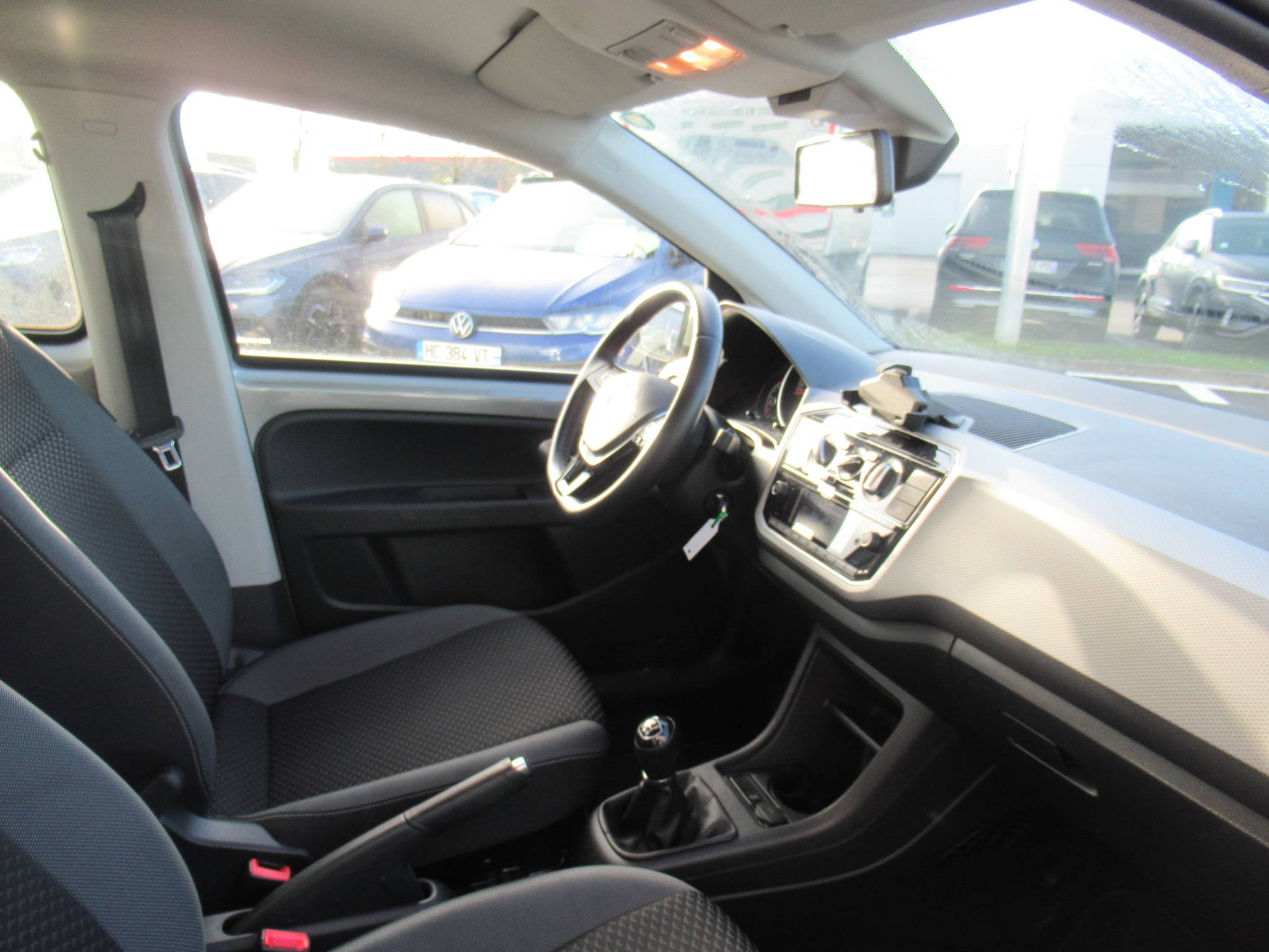 VOLKSWAGEN UP! 2.0