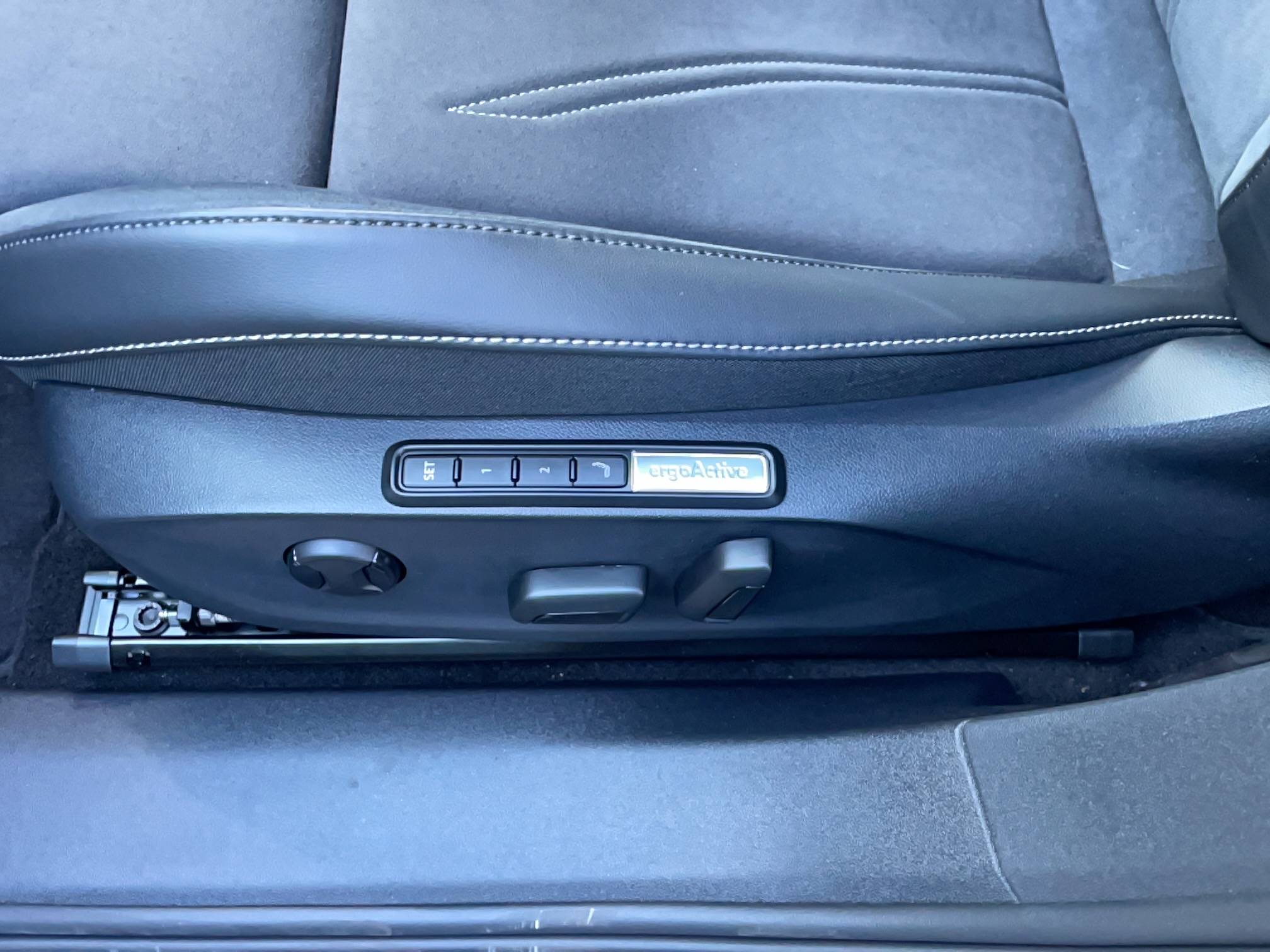 VOLKSWAGEN ID.7 TOURER