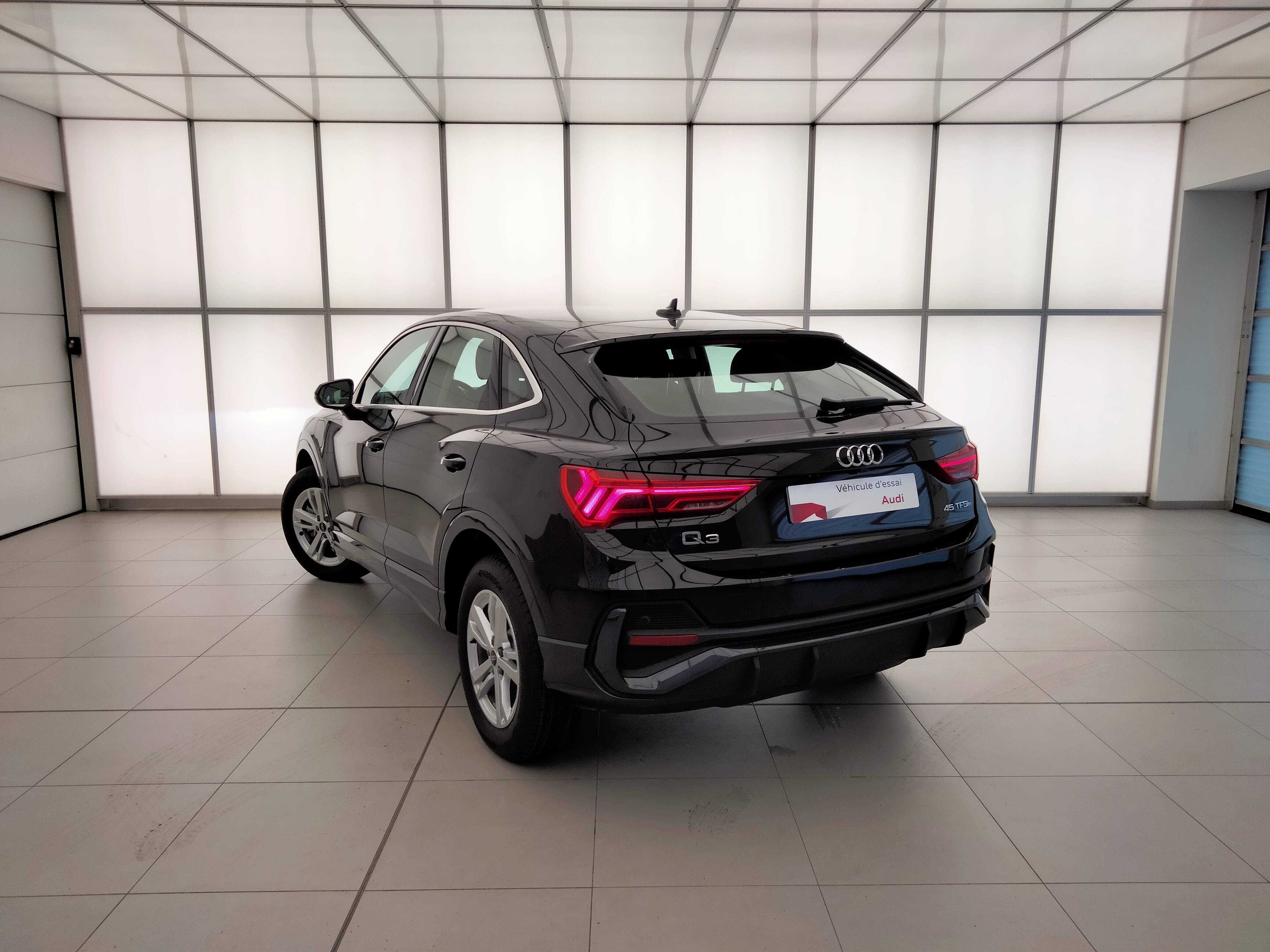 AUDI Q3 SPORTBACK