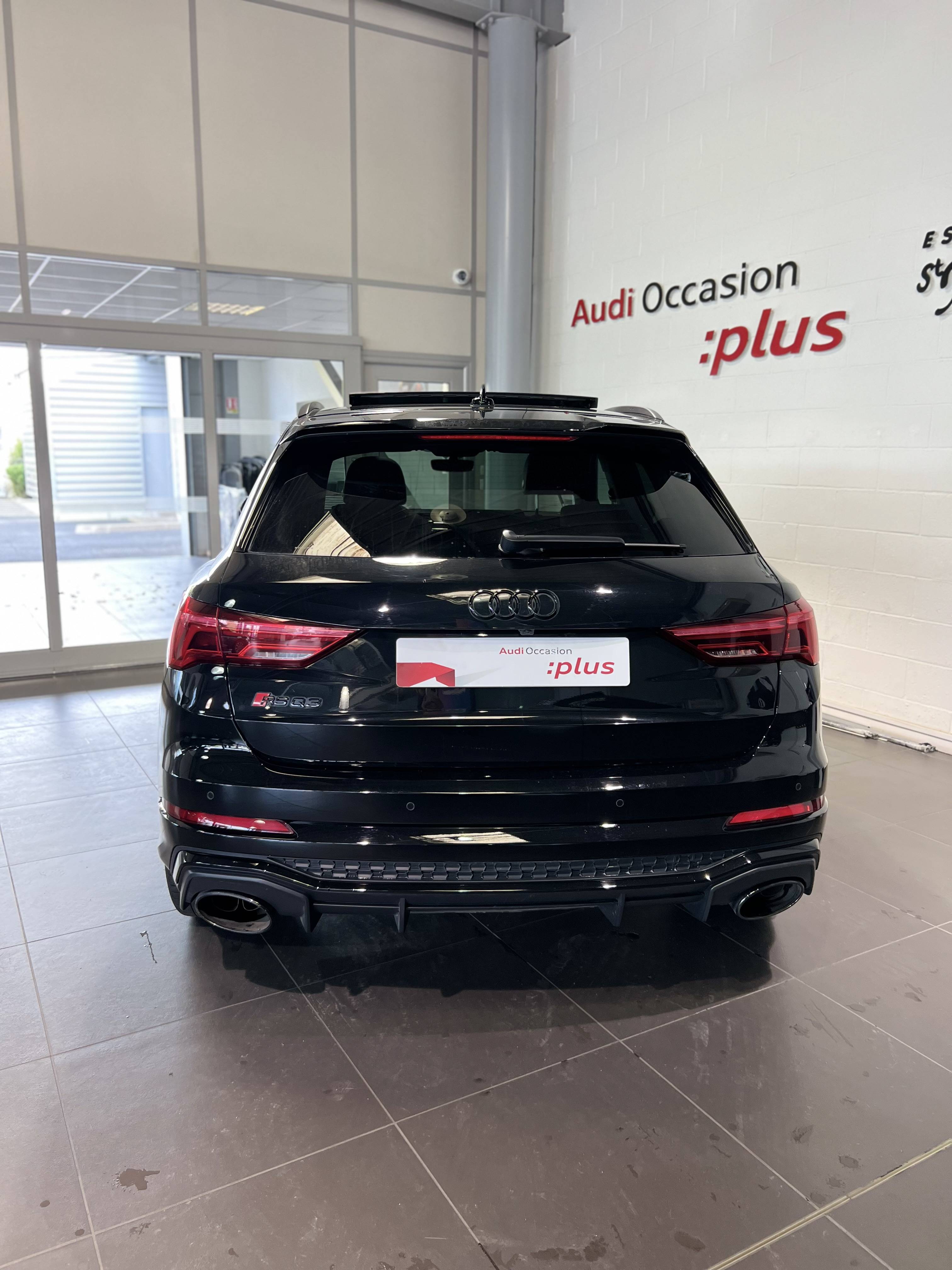 AUDI RS Q3