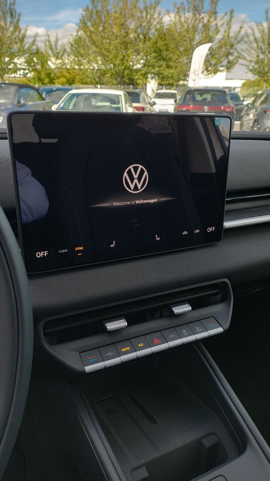 VOLKSWAGEN ID. POLO