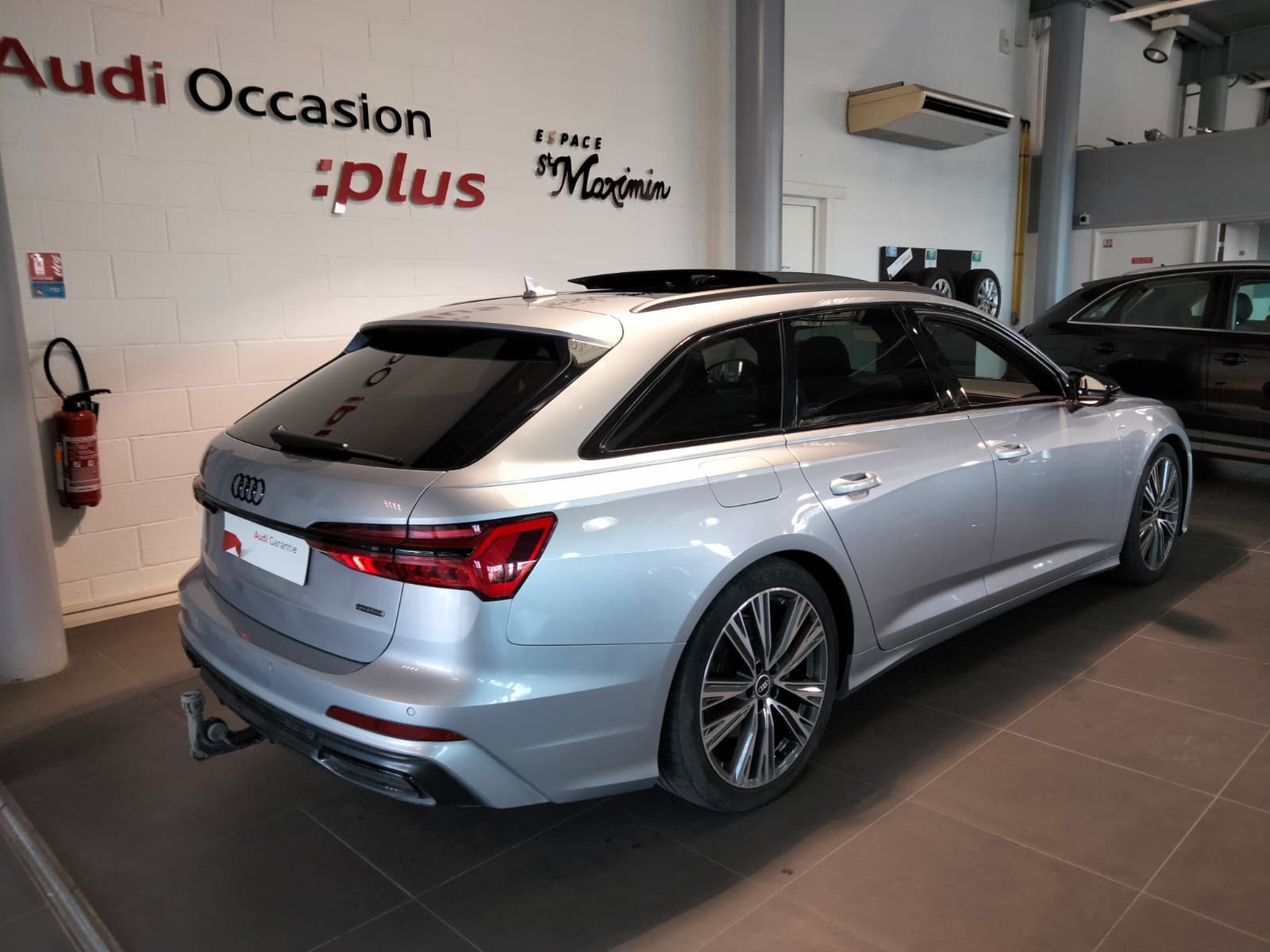 AUDI A6 AVANT